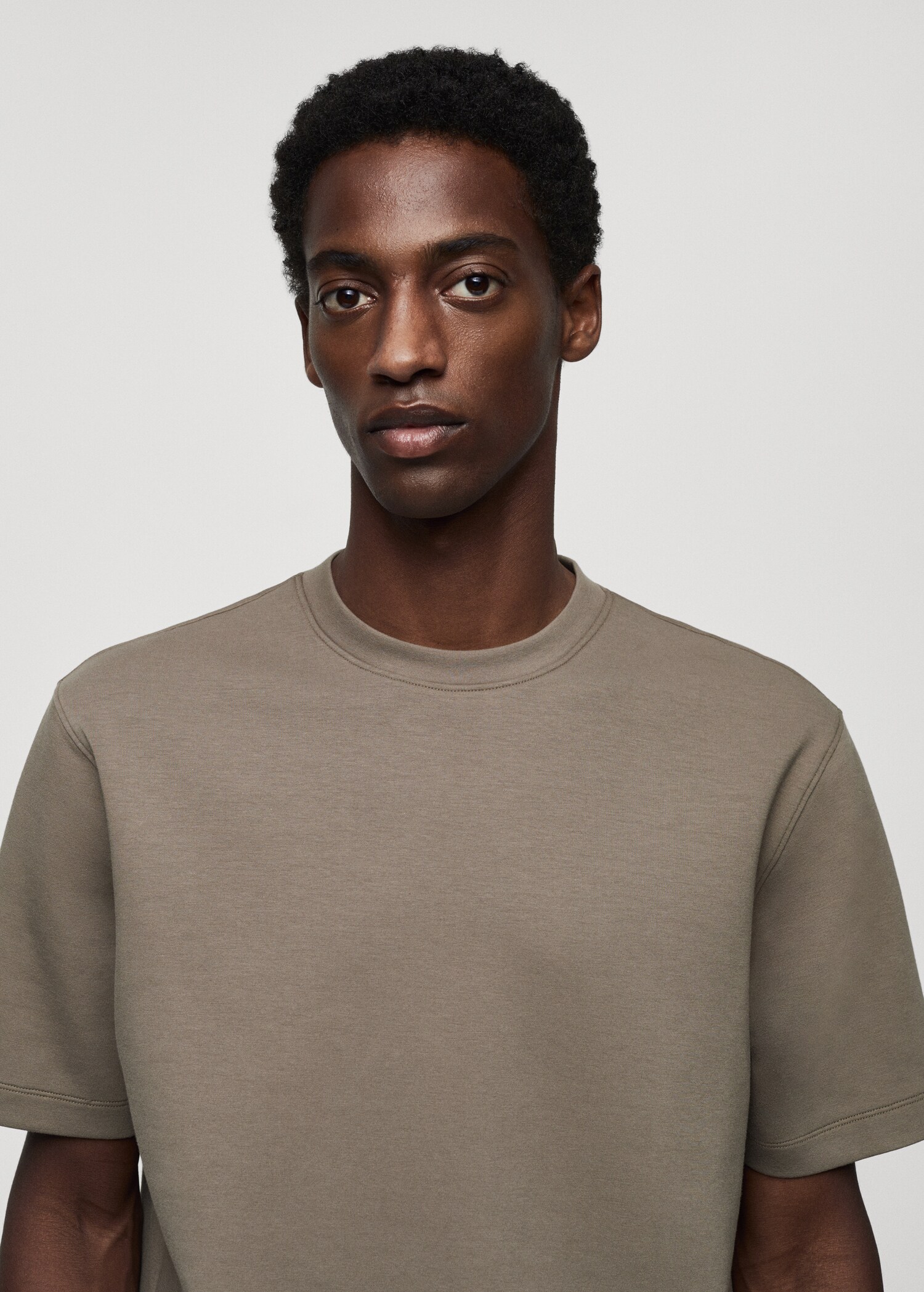 Thick cotton t-shirt - Details of the article 1