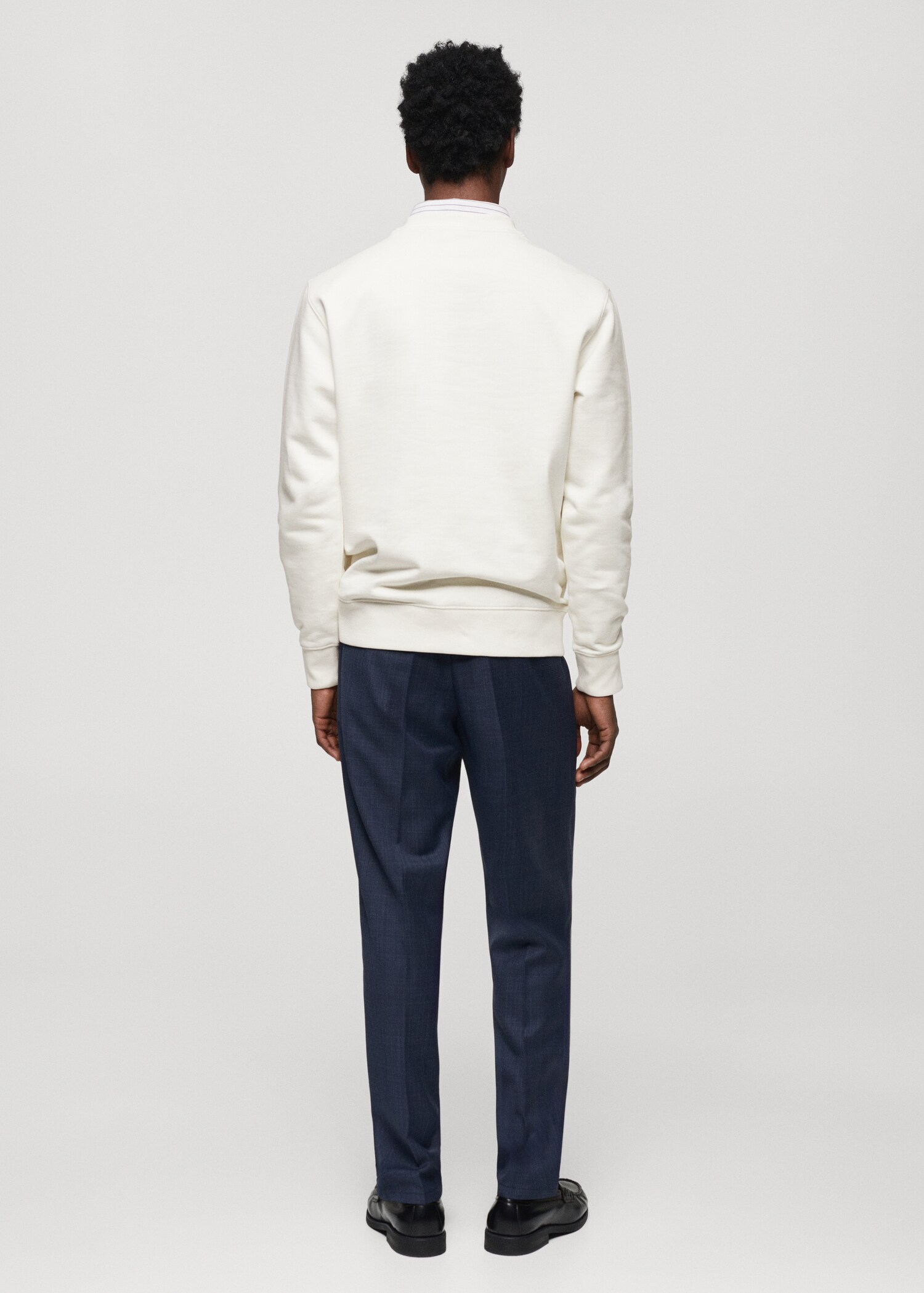 100% cotton basic sweatshirt - Reverse of the article