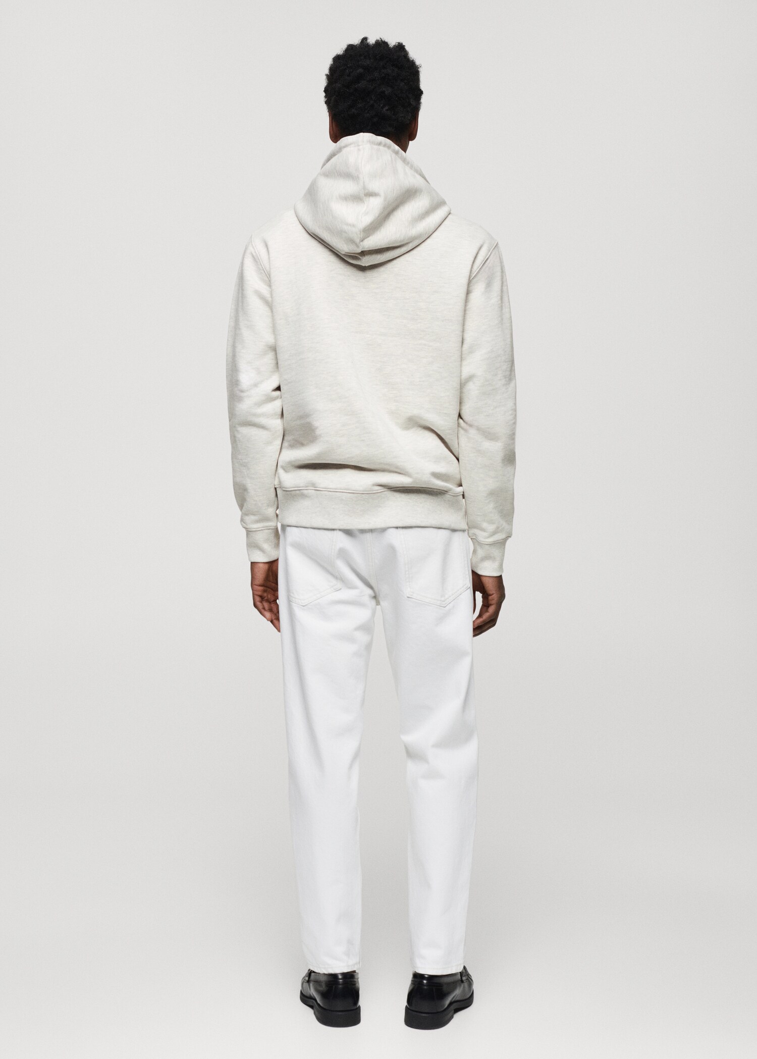 Leichtes Baumwollsweatshirt mit Kapuze - Rückseite des Artikels