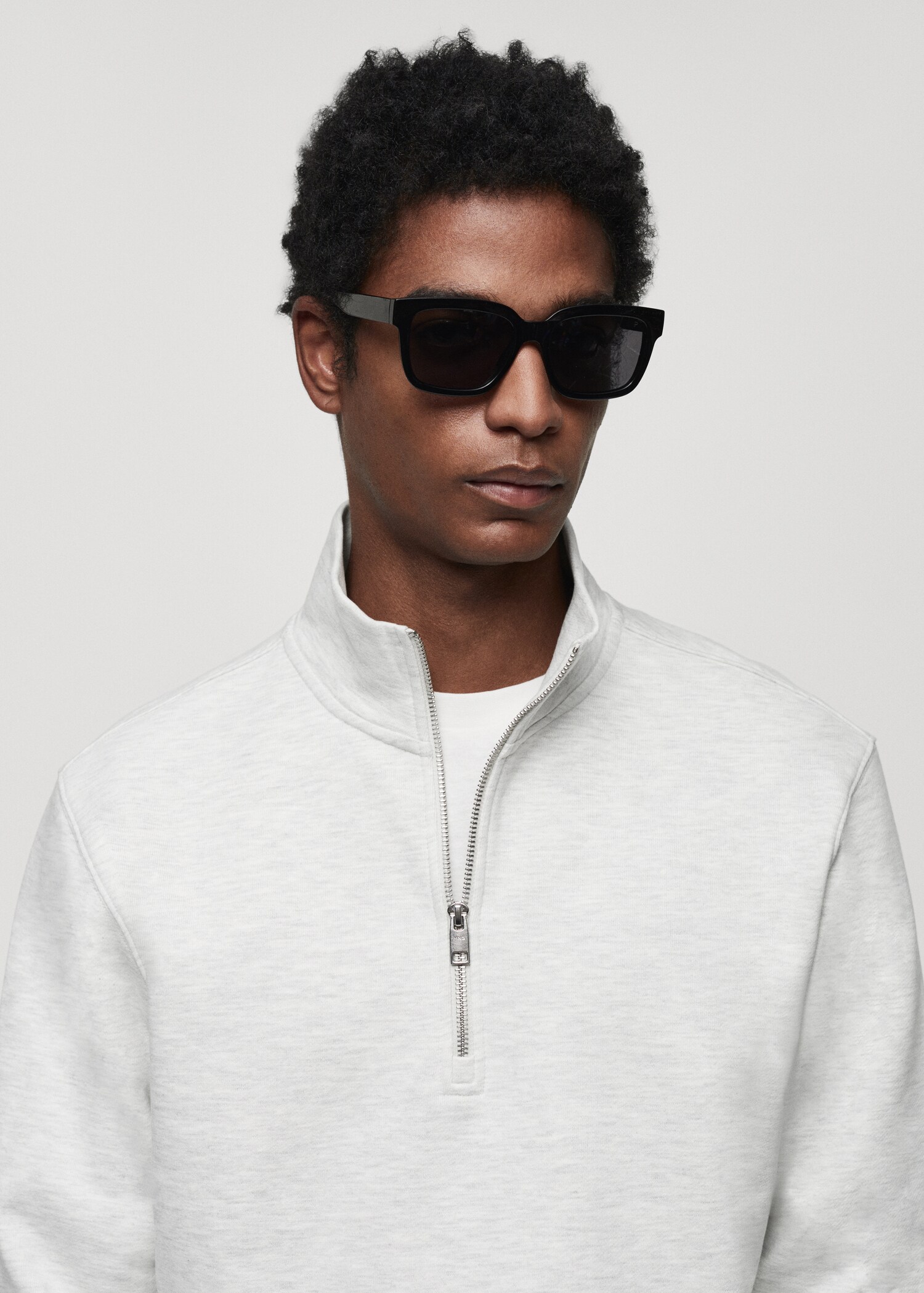 Zipper cotton sweater - Details of the article 1