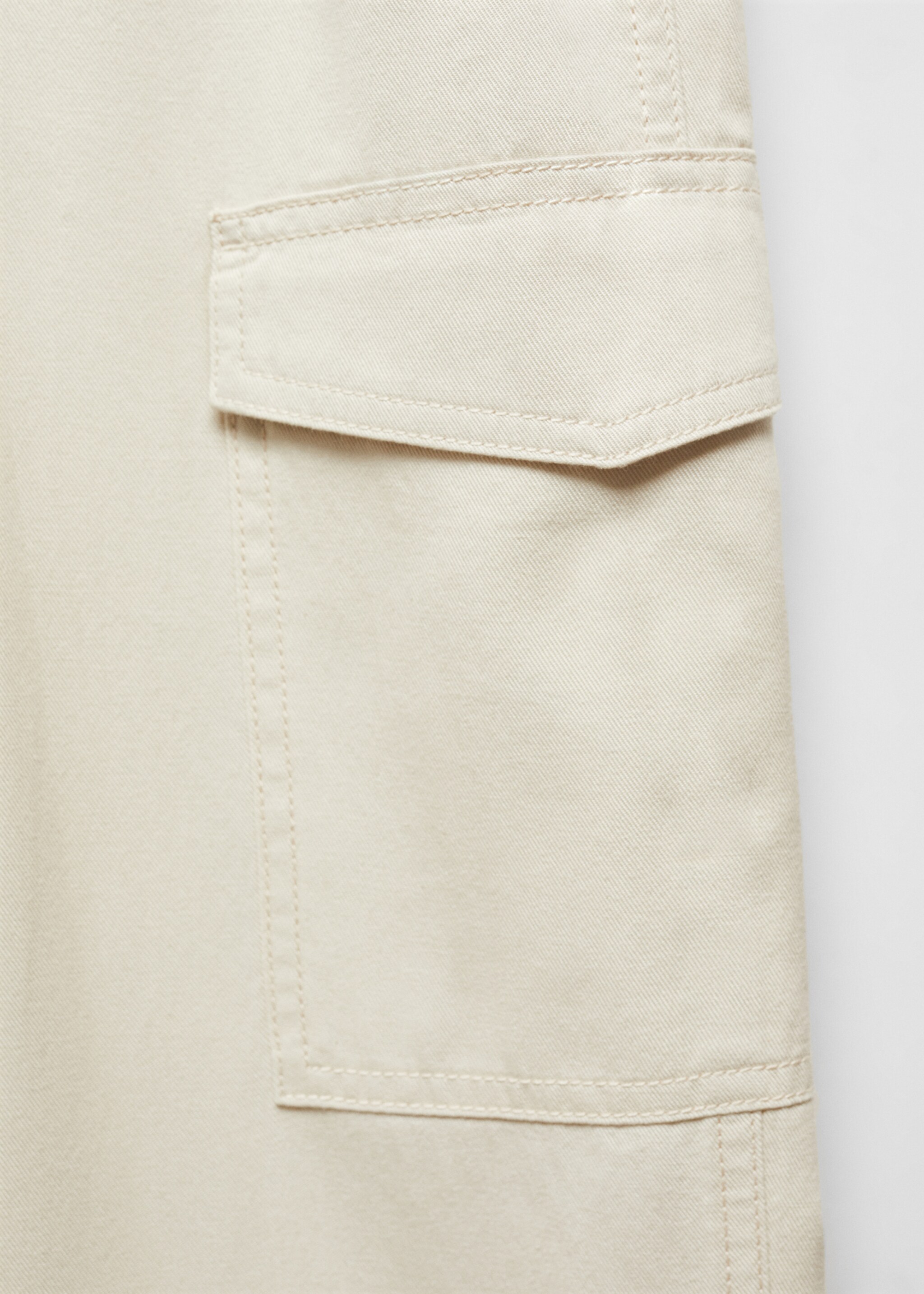 Straight cargo pants - Details of the article 8, Light/Pastel Grey. Ref: 67015147-00.