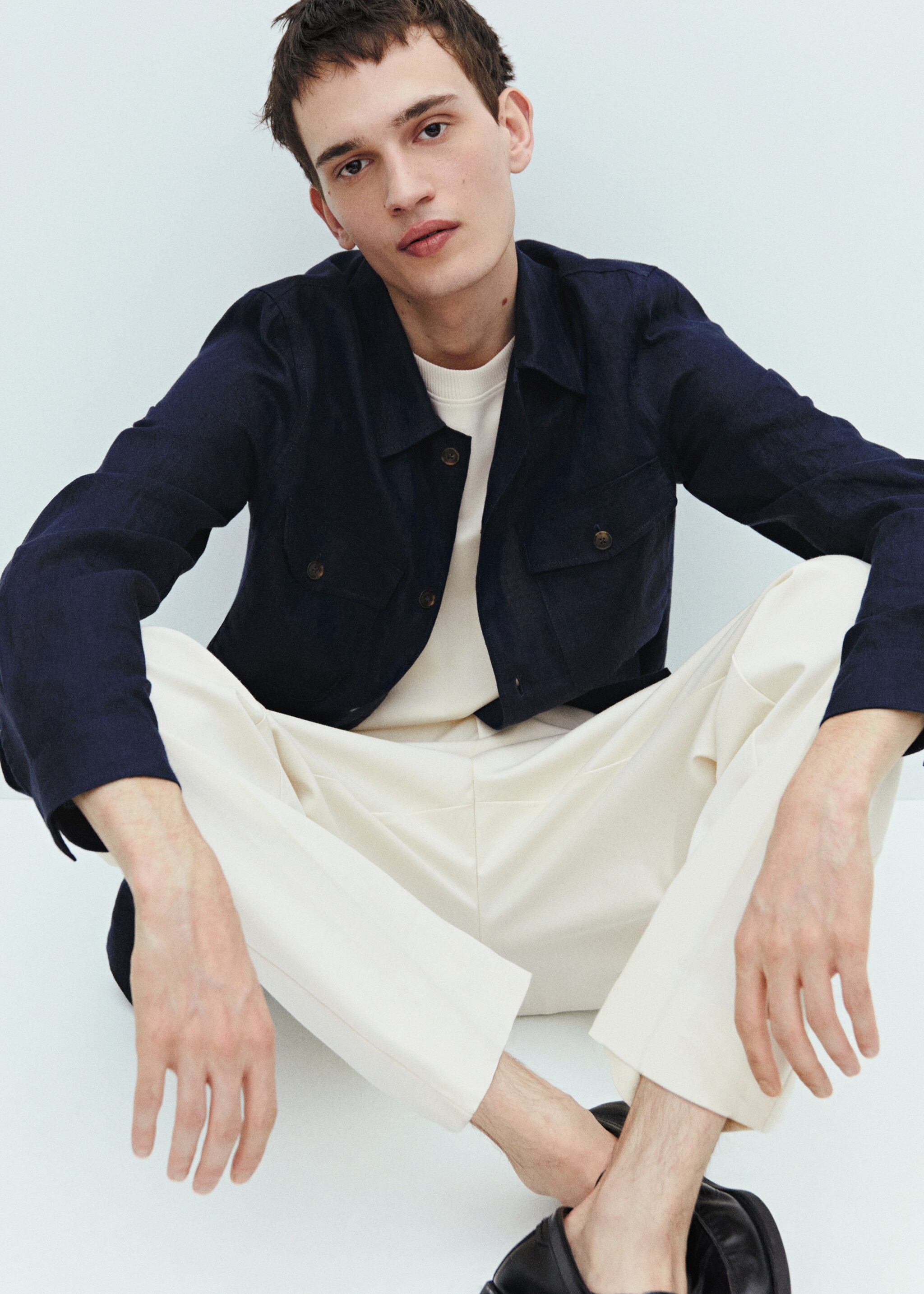 100% linen overshirt with pockets - Details of the article 5