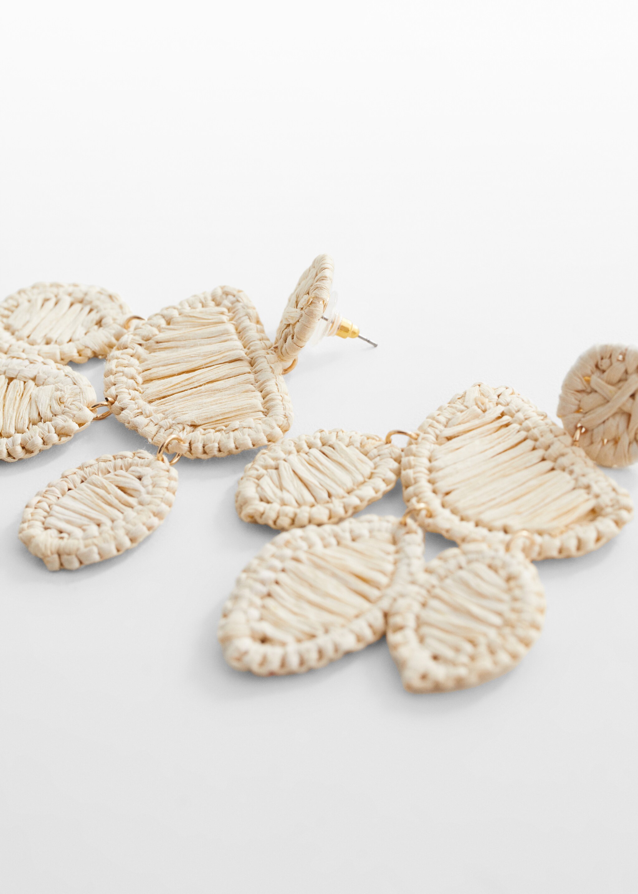 Lange raffia oorbellen - Middenvlak