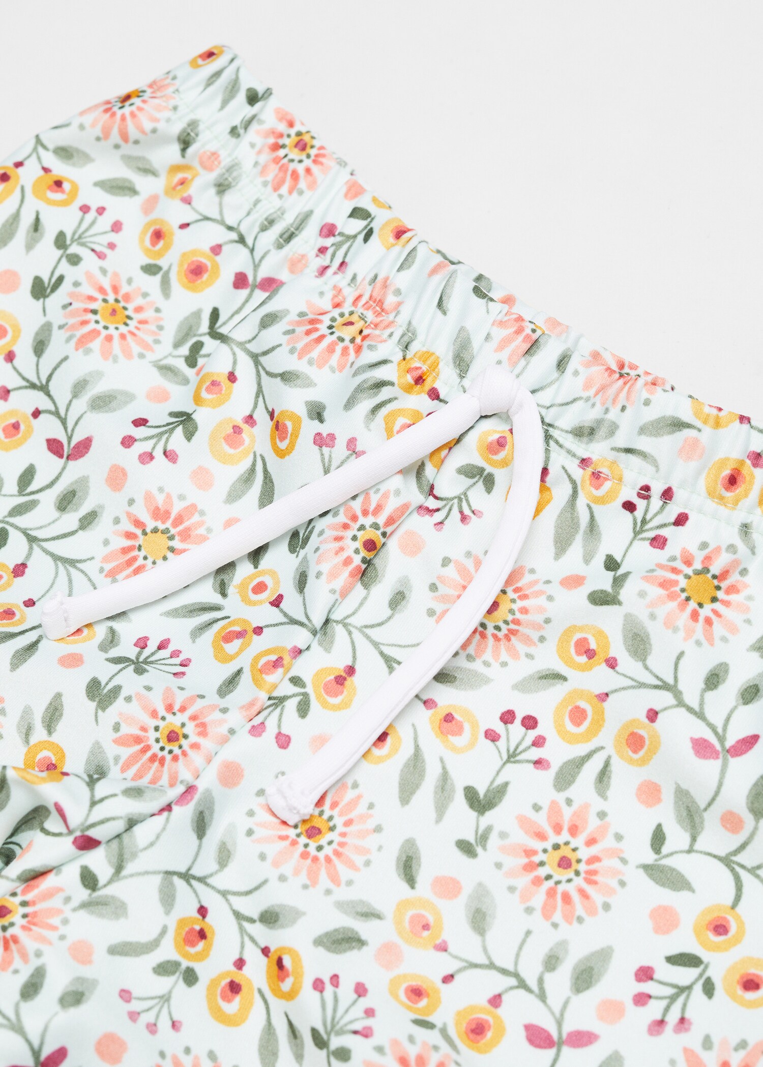 Badeshorts mit floralem Dessin - Detail des Artikels 0