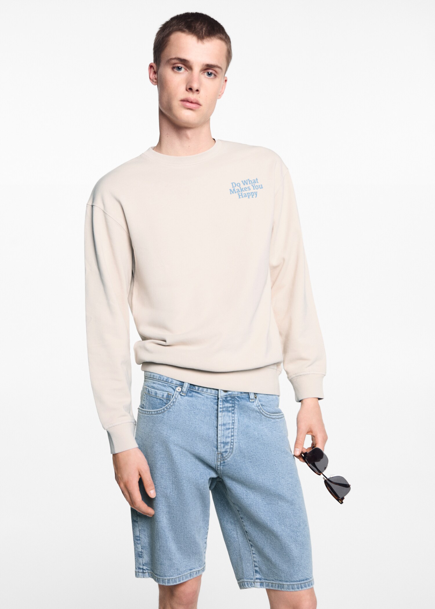 Denimbermudas i denim - Bild av mittparti