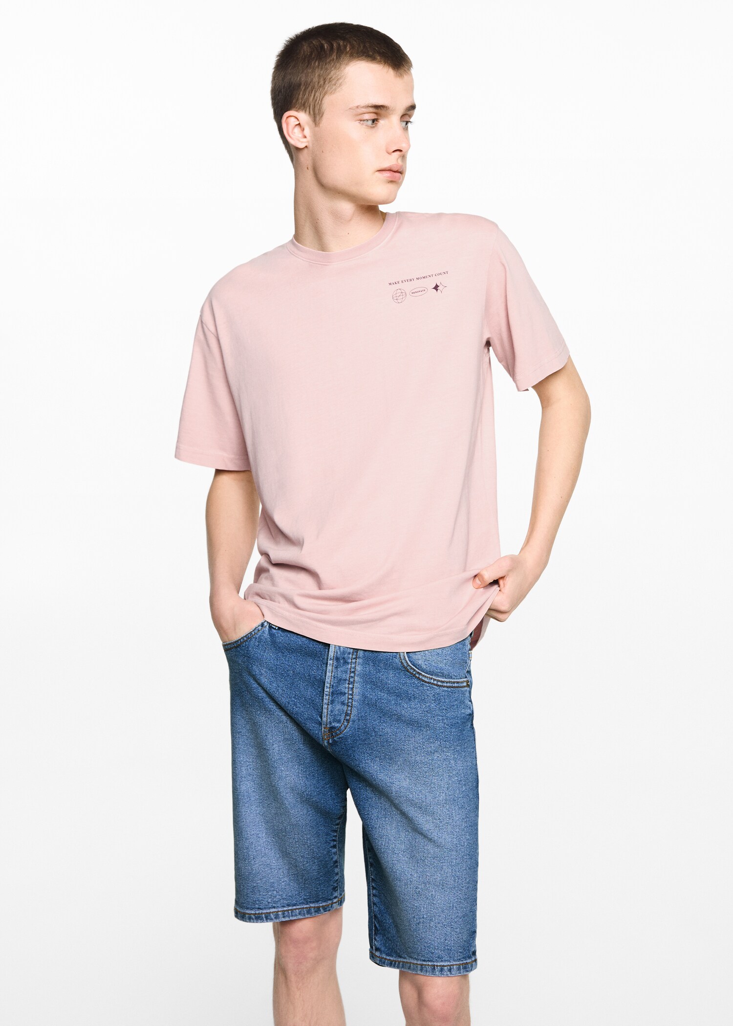 Denimbermudas i denim - Bild av mittparti