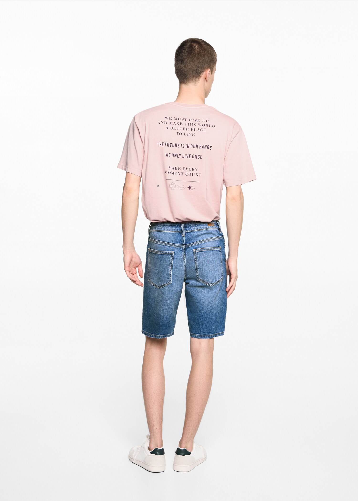 Denimbermudas i denim - Artikelns baksida