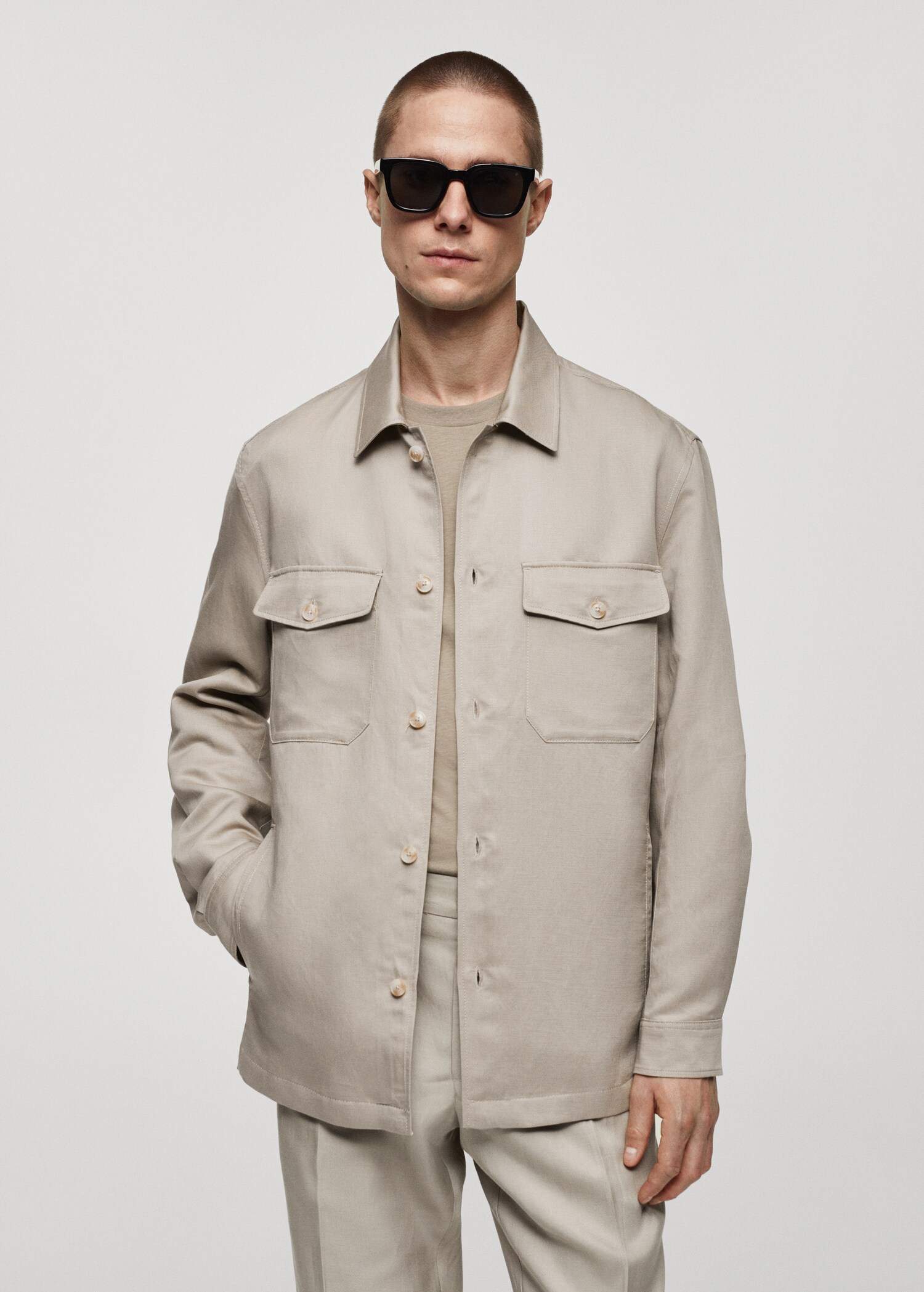 Linen overshirt with pockets - Medium plane