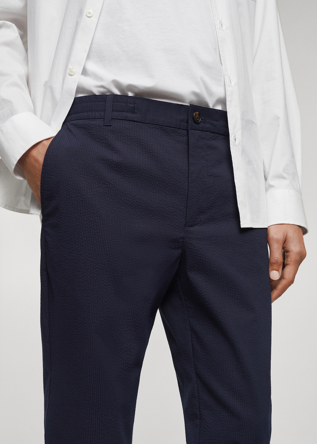 Cotton seersucker trousers with drawstring - Men | MANGO
