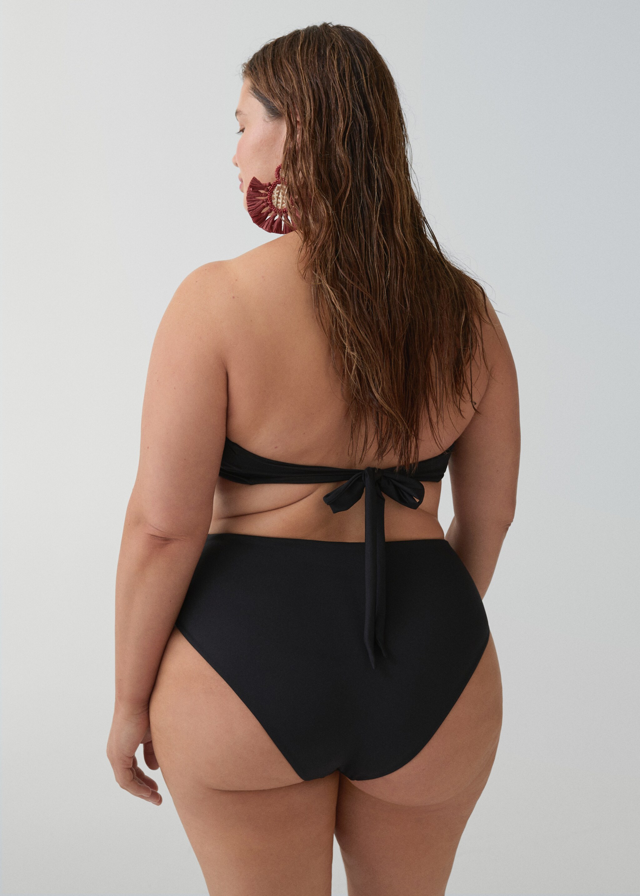 High-waist bikini bottoms - Details of the article 4, Black. Ref: 67016743-00.