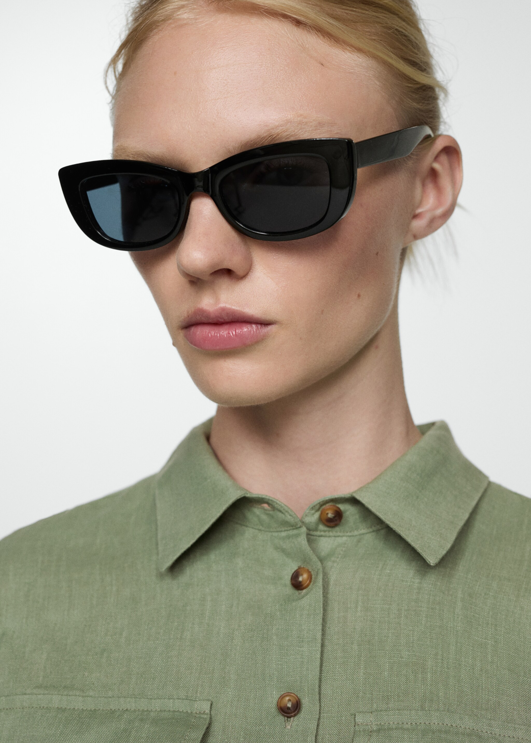 100% linen shirty dress - Details of the article 1