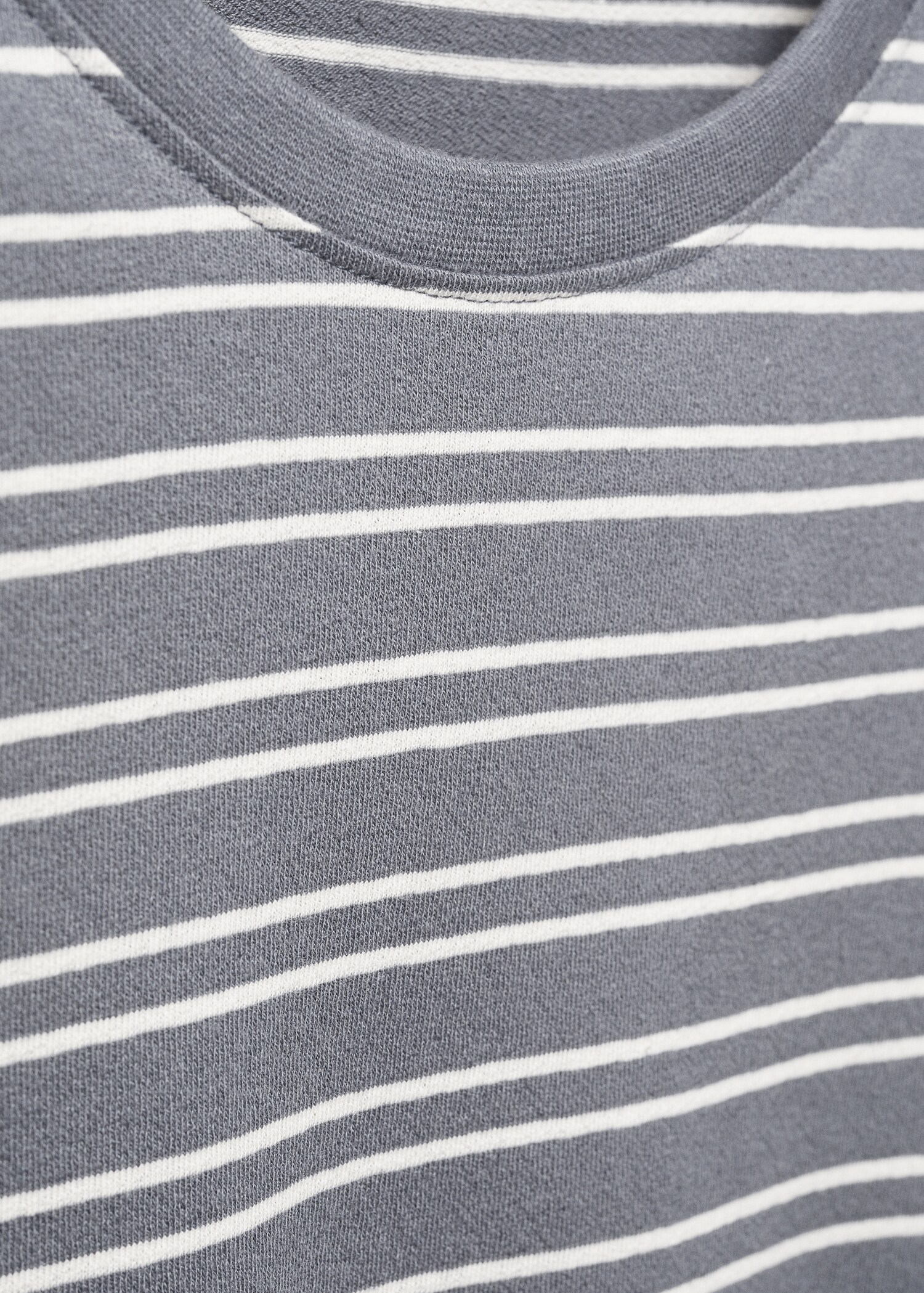 Striped cotton linen-blend T-shirt - Details of the article 8