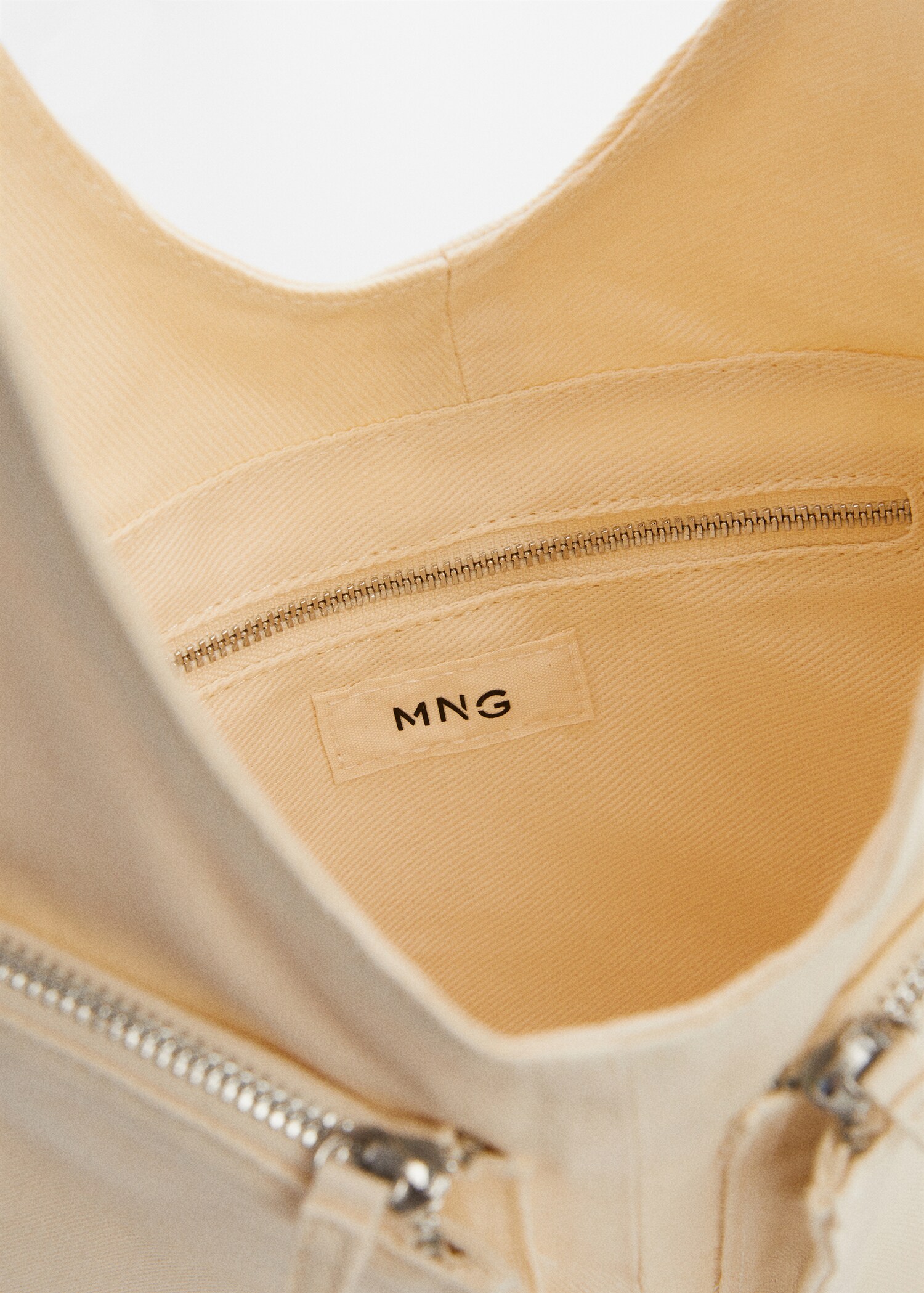 Denim bag with pockets - Details of the article 1