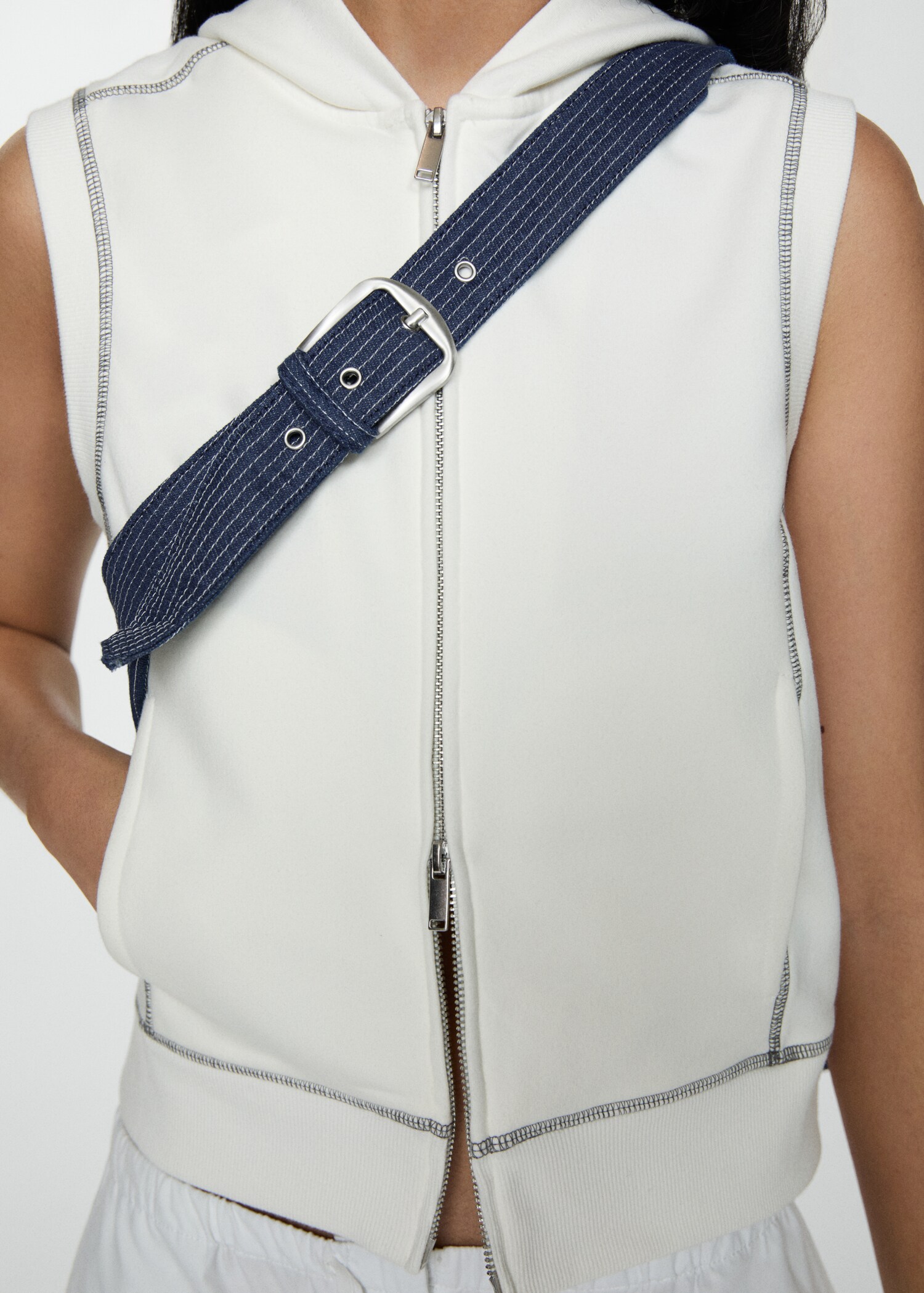 Denim bag with pockets - Details of the article 9