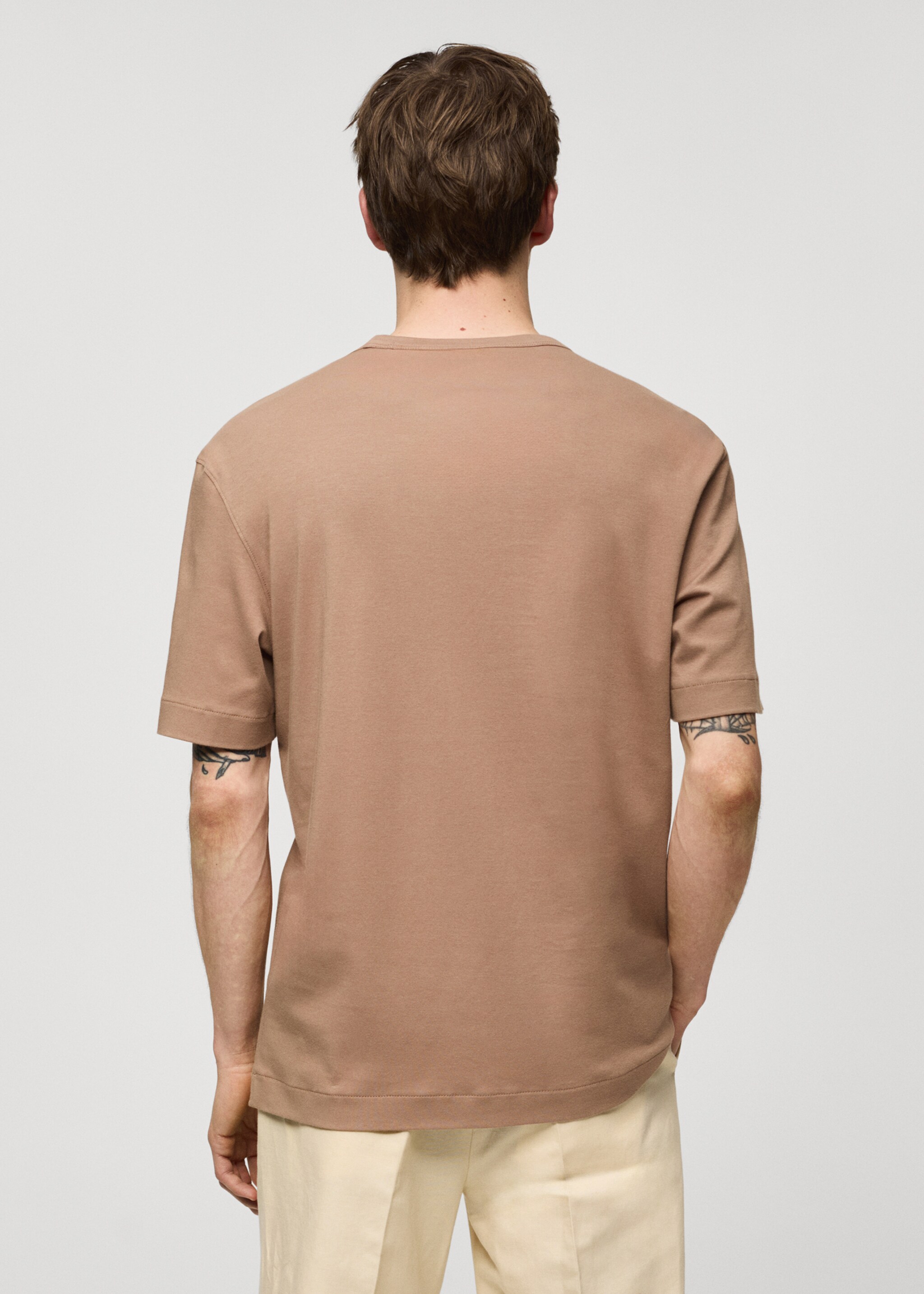 Slim-Fit-T-Shirt aus 100 % Baumwolle - Rückseite des Artikels, Tobacco-Braun. Ref: 67017937-00.