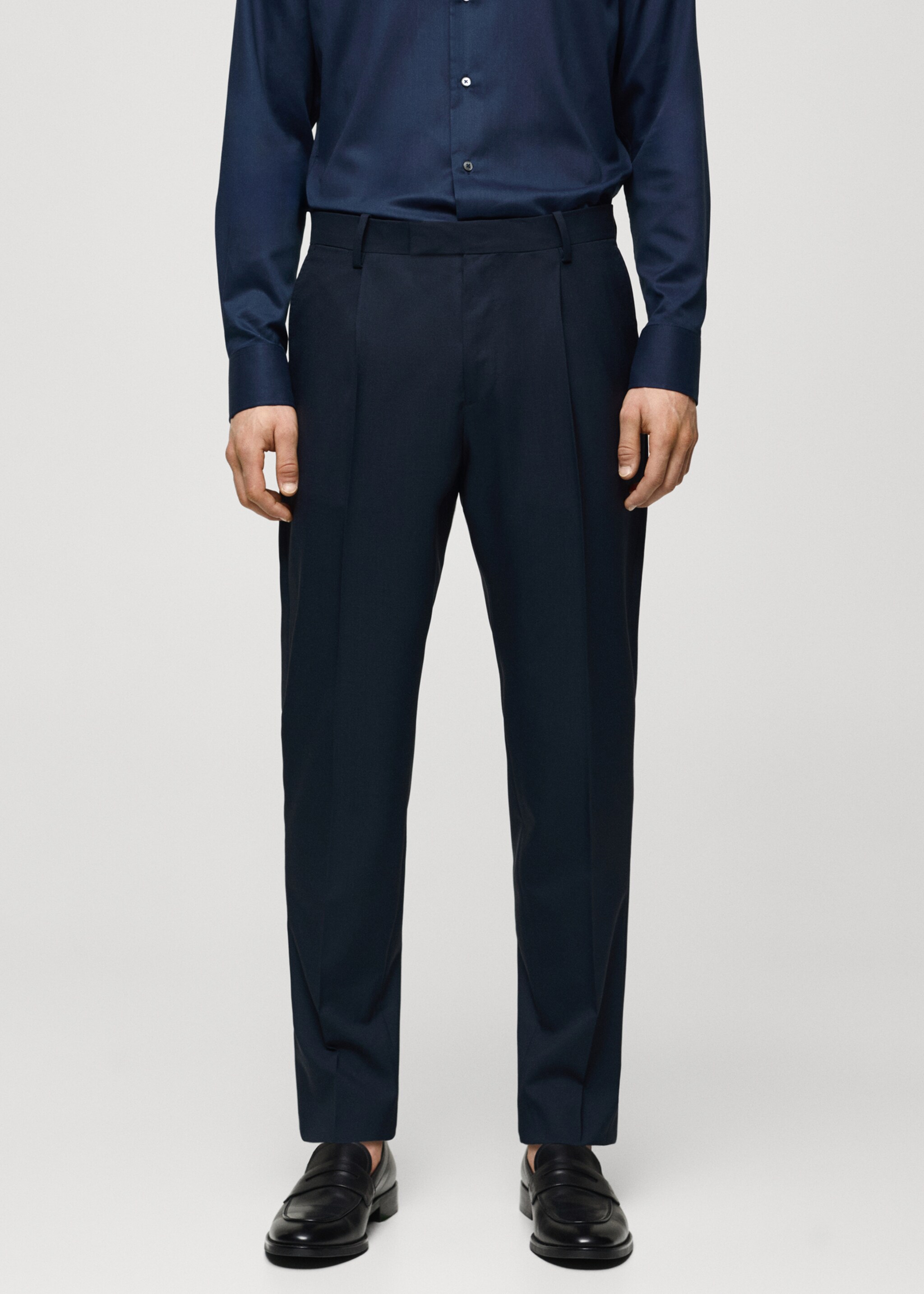 100% virgin wool slim-fit suit trousers - Medium plane, Dark Navy. Ref: 67018273-00.
