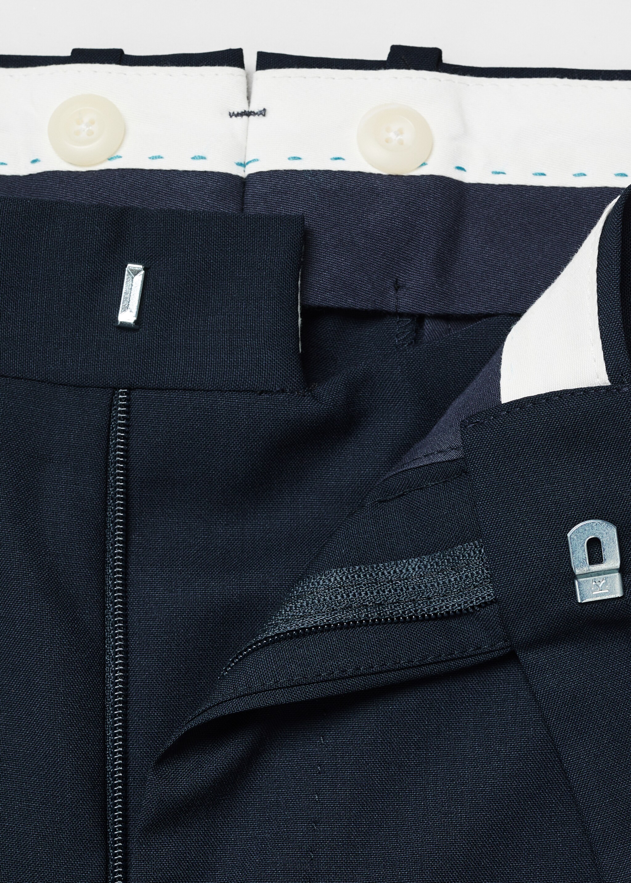 100% virgin wool slim-fit suit trousers - Details of the article 8, Dark Navy. Ref: 67018273-00.