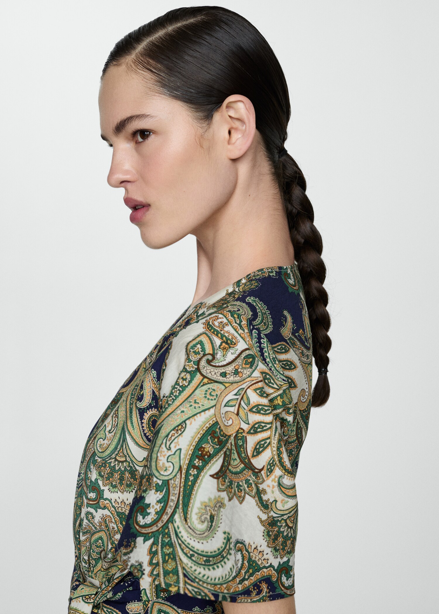Bedrucktes Kleid mit Taillenband - Detail des Artikels 6