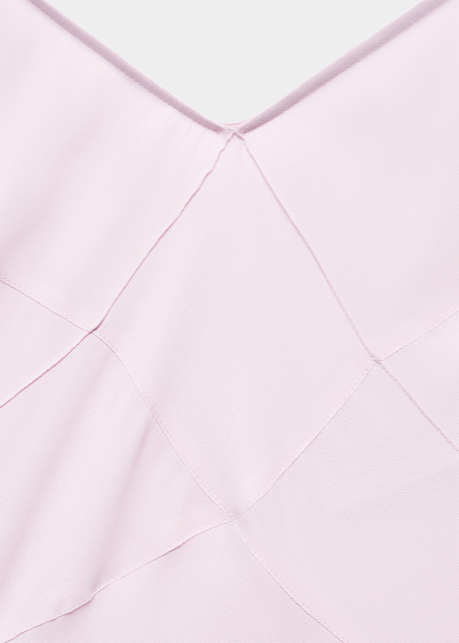 Kleid in Godet-Form mit Ziernähten - Detail des Artikels 8