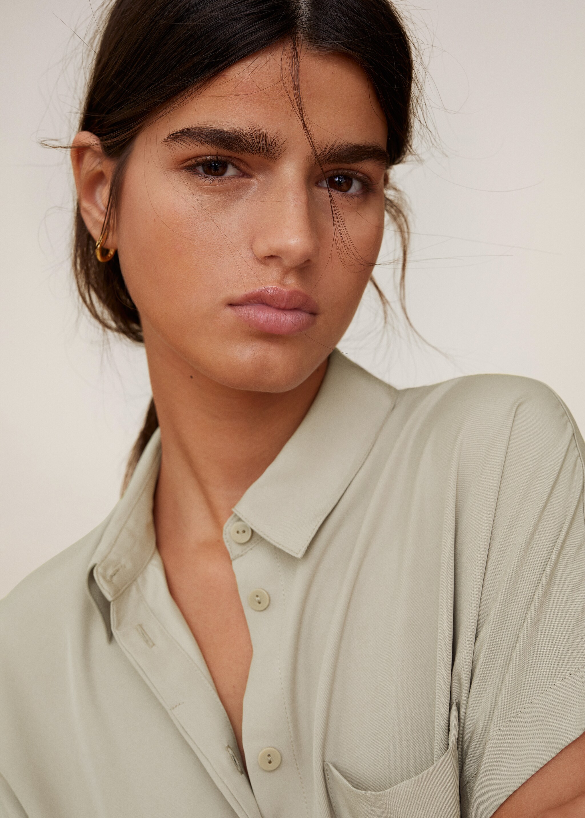 Camisa modal bolsillo - Detalle del artículo 1