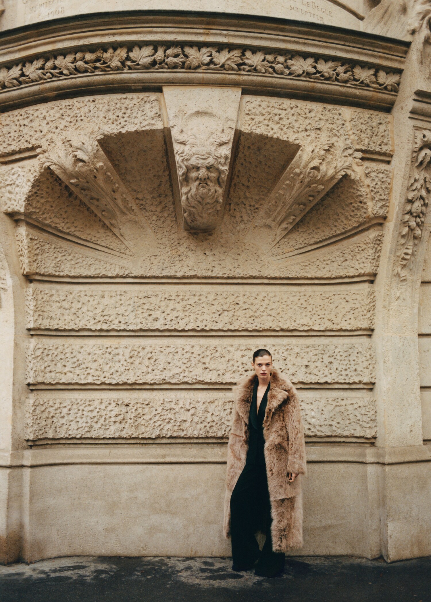 High-waist flared trousers - Details of the article 1