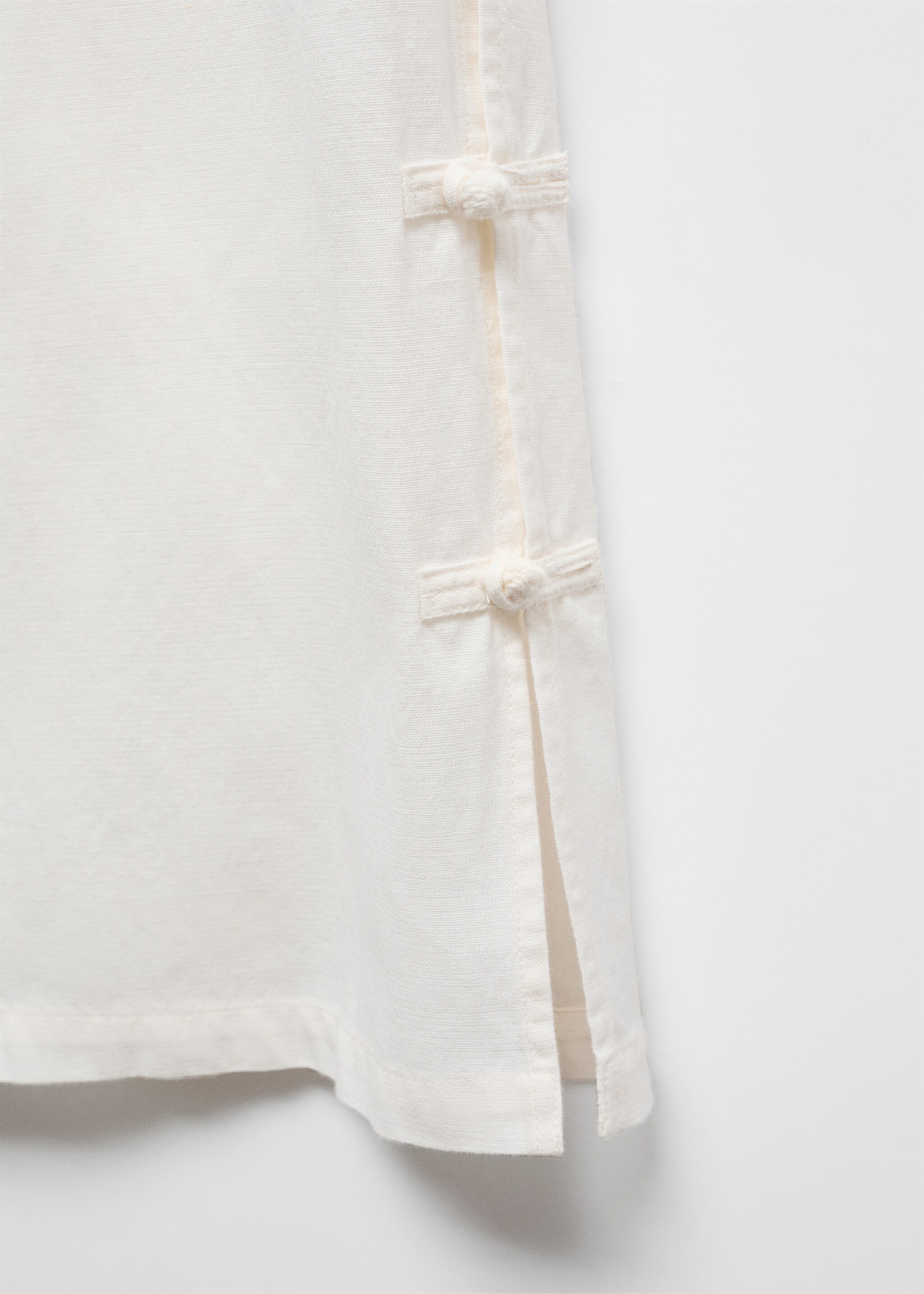 Wideleg trousers with buttons - Details of the article 8