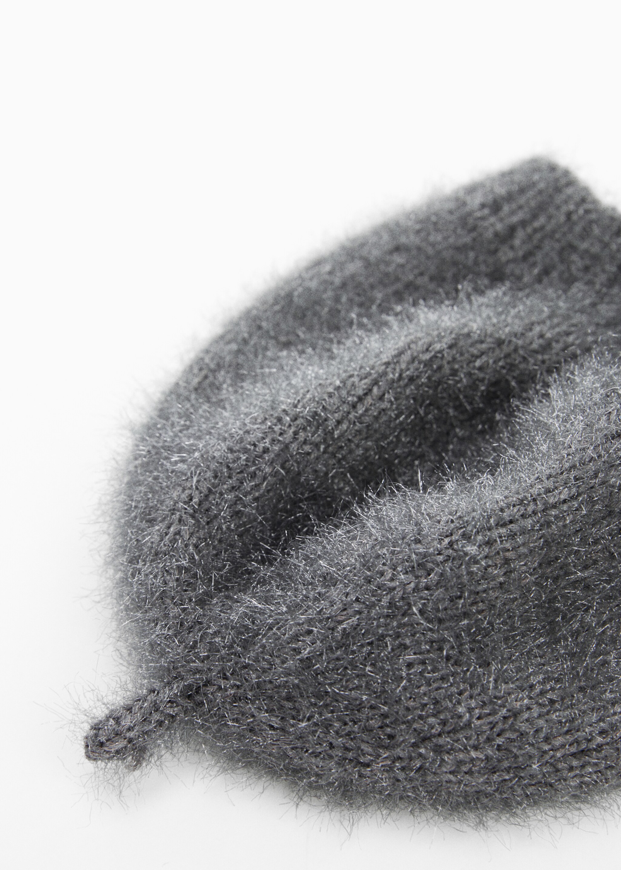 Fur-effect beret - Details of the article 1