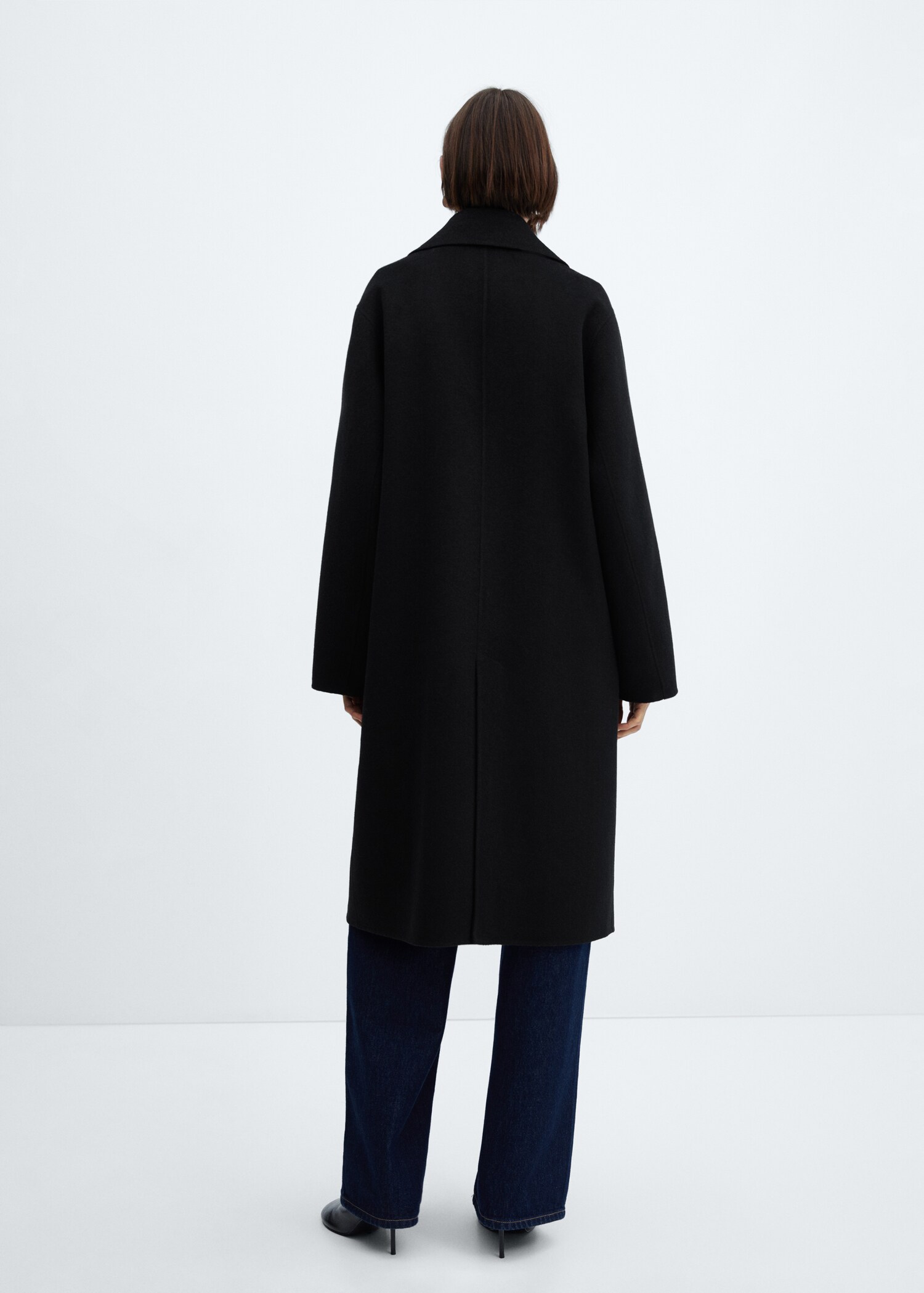 Handmade oversized wool coat - Reverse of the article