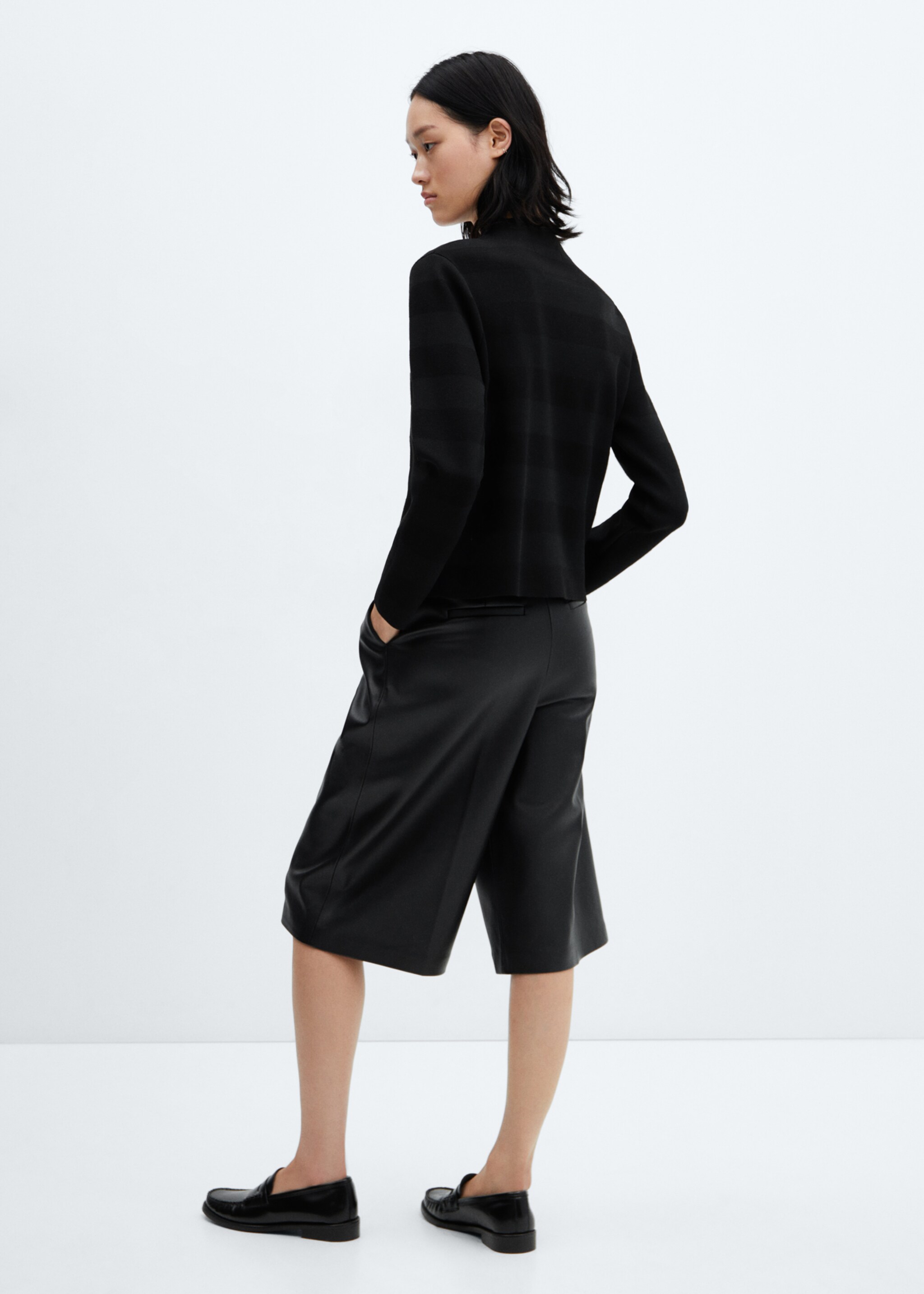 Perkins-neck sweater - Reverse of the article, Black. Ref: 67020457-00.