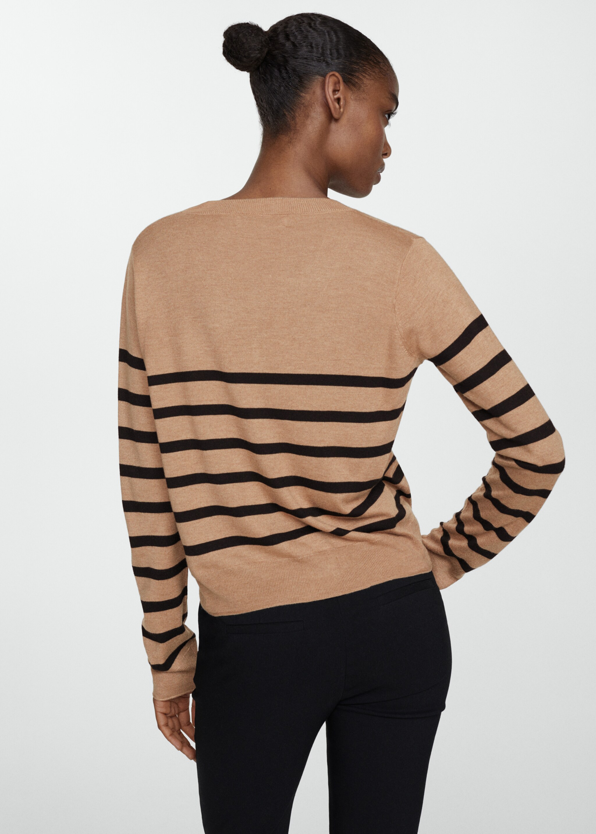 Striped fine-knit sweater - Reverse of the article
