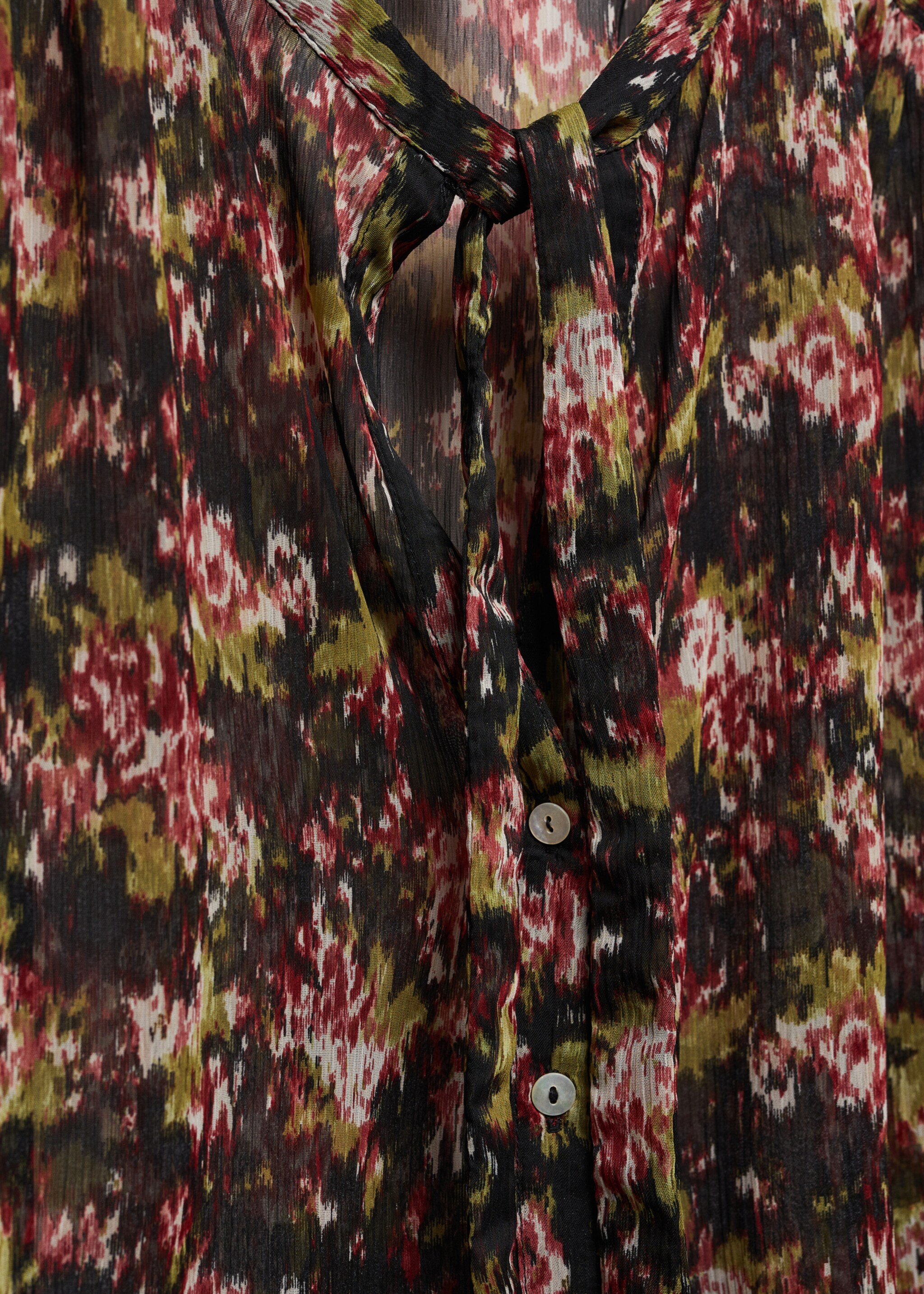 Blusa floral semitransparente - Detalle del artículo 8, Negro. Ref: 67020463-00.