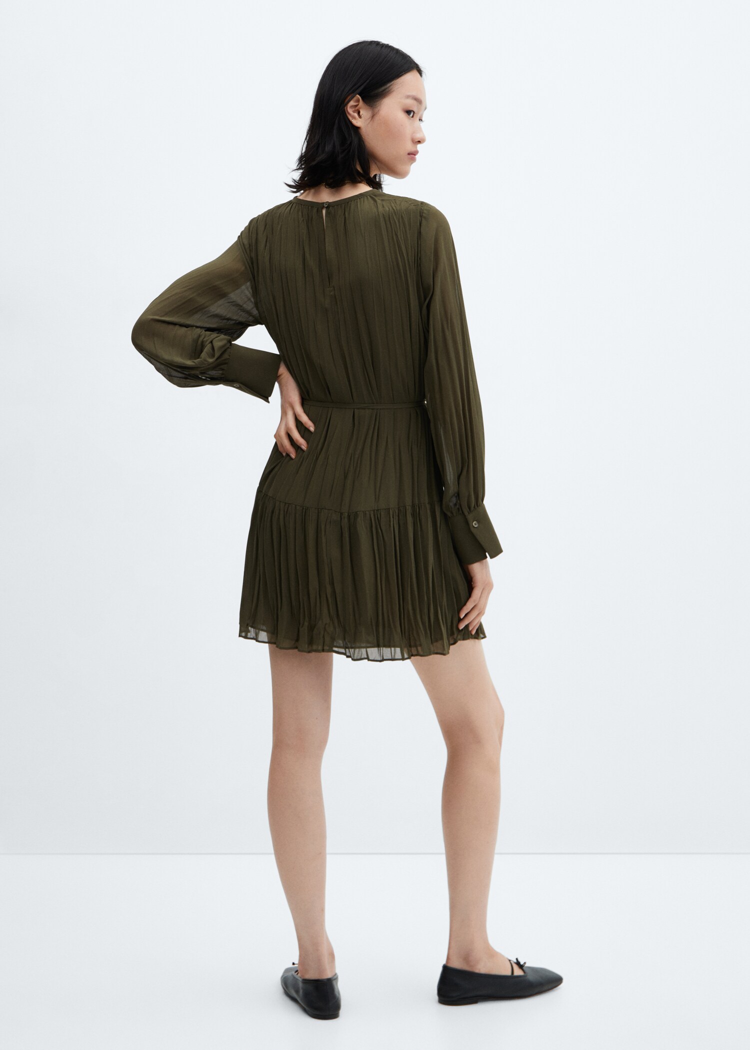 Kurze Plissée-Kleid - Rückseite des Artikels