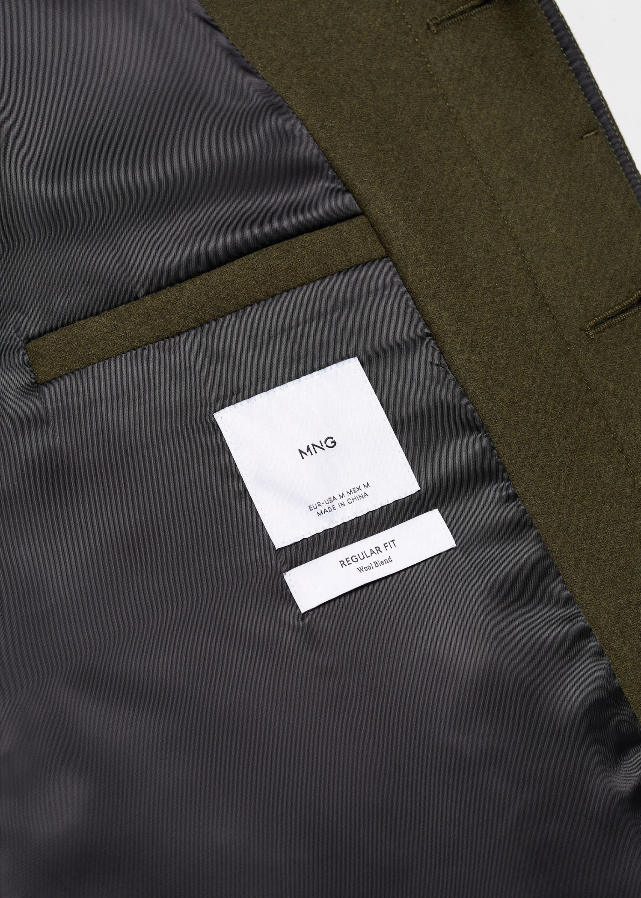 Abrigo lana regular fit - Detalle del artículo 8, Khaki. Ref: 67020623-00.