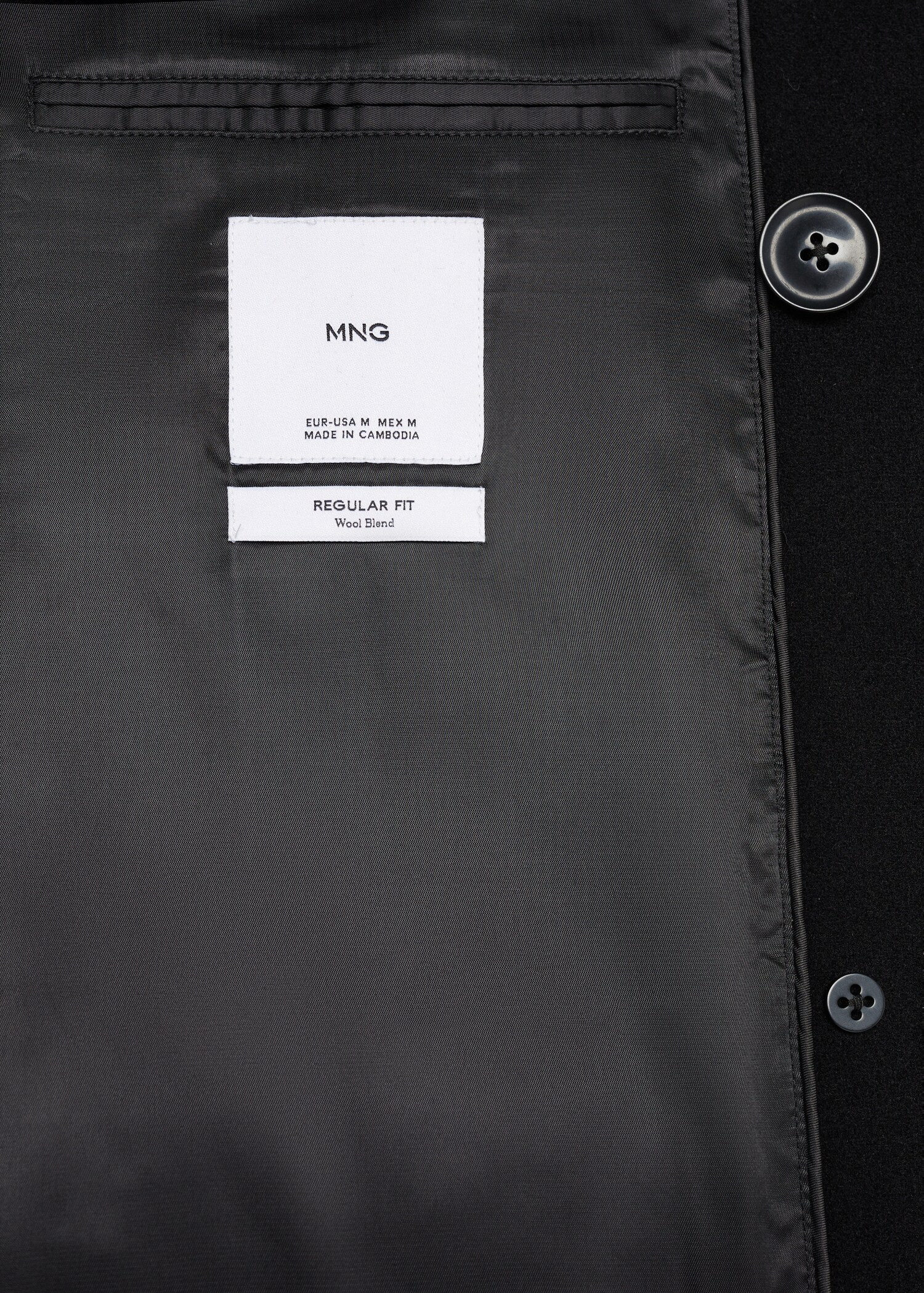 Recycled wool double-breasted coat - Details of the article 8