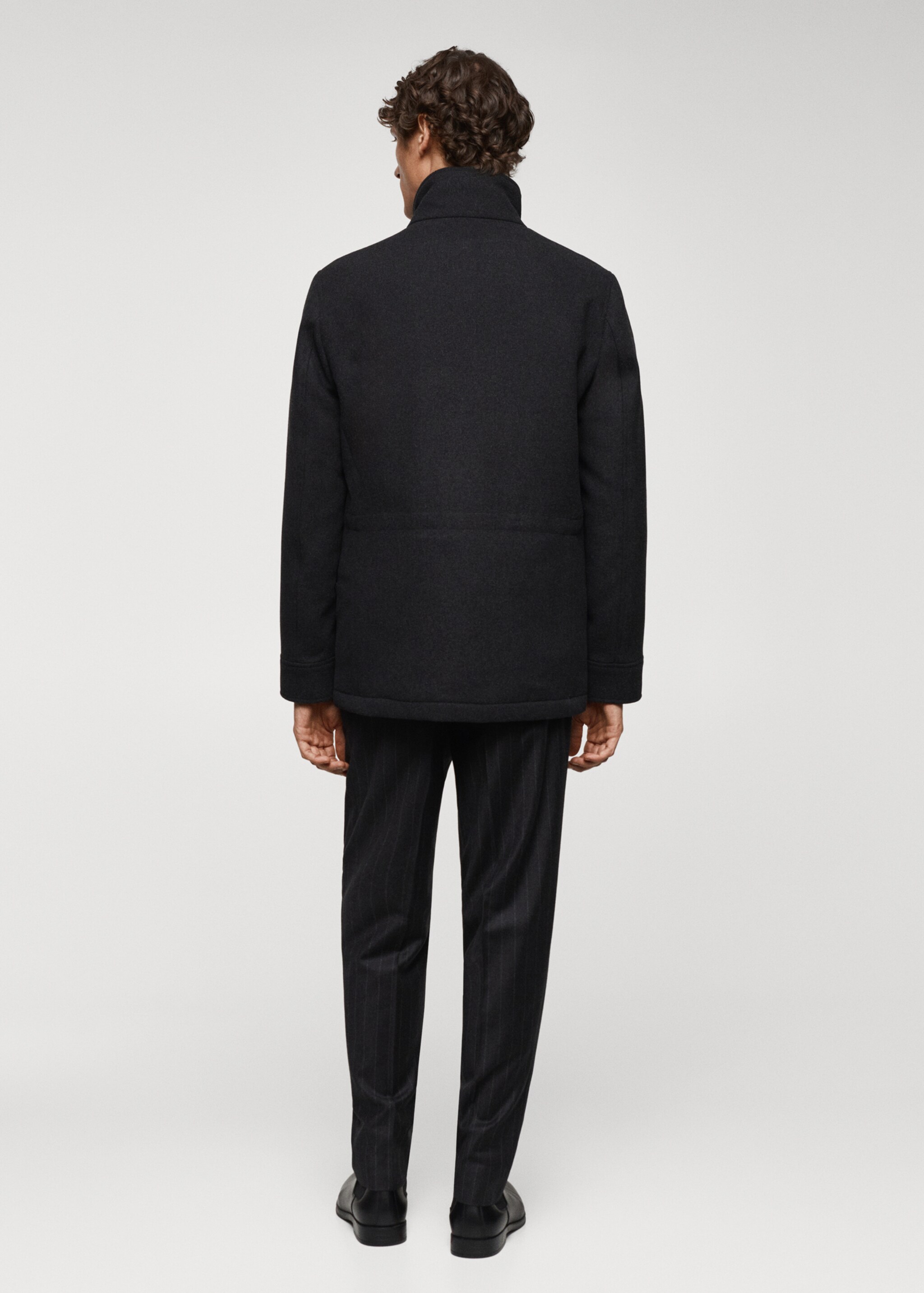 Abric llana curt butxaques - Revers de l'article, Gris fosc vigoré. Ref: 67020625-00.