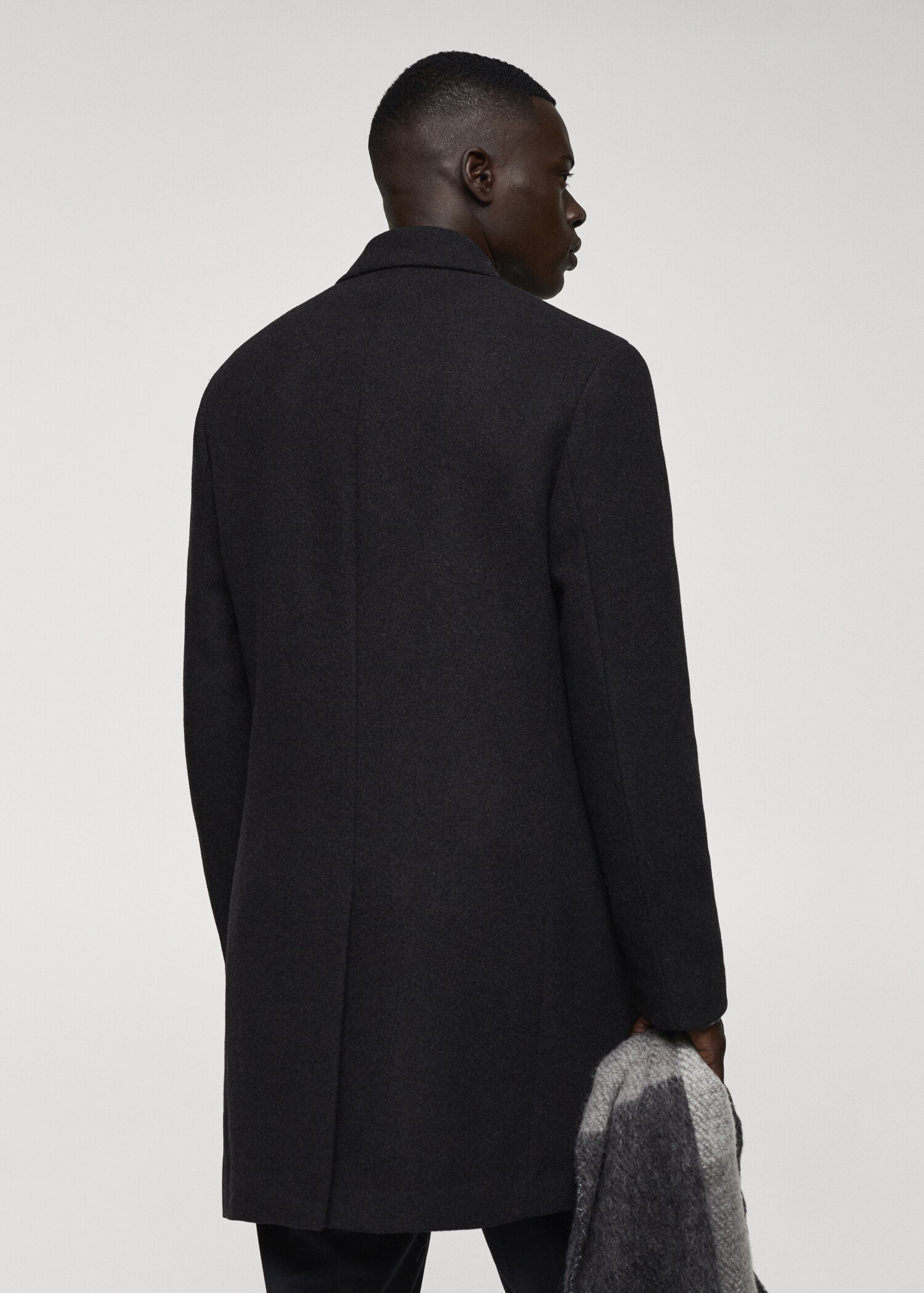 Lightweight recycled wool coat - Reverse of the article