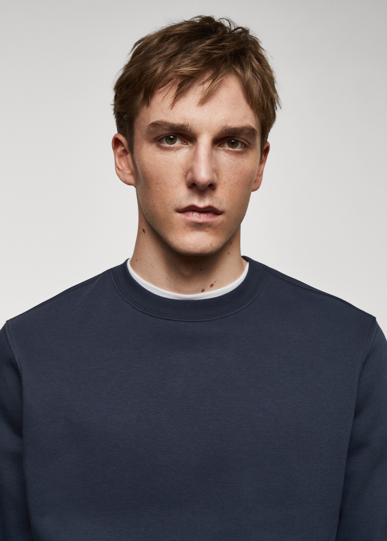 Lightweight cotton sweatshirt - Details of the article 1