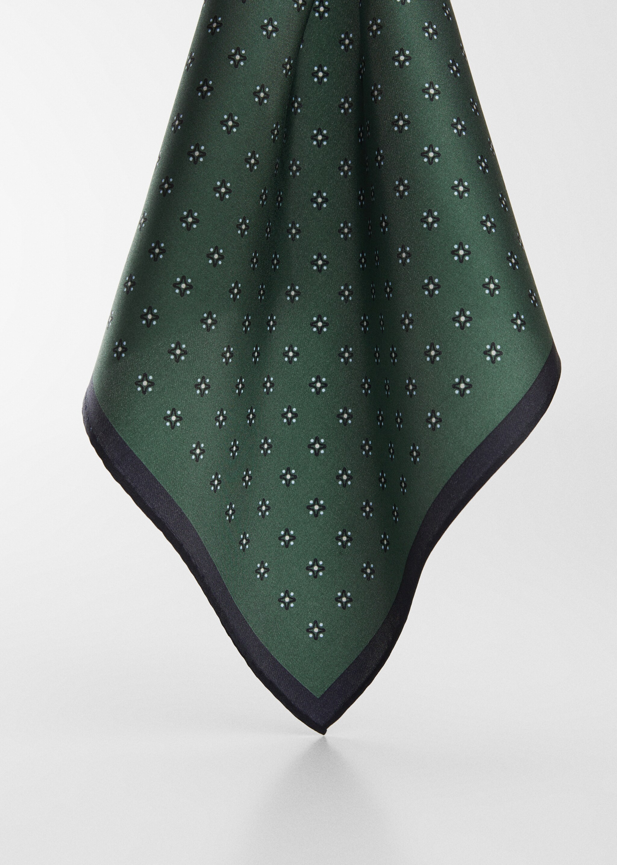 Printed silk pocket square - Medium plane, Dark Green. Ref: 67020673-00.