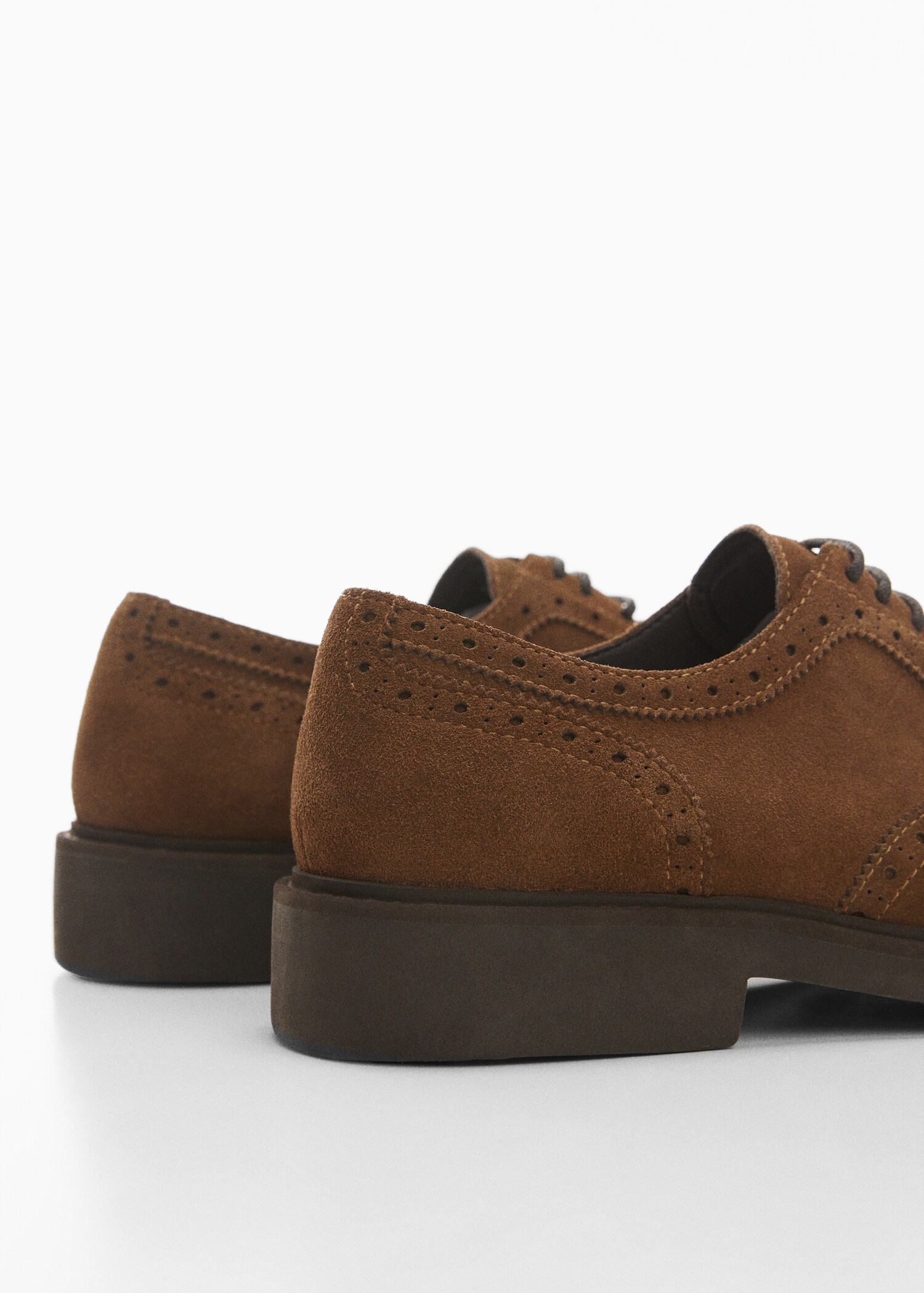 Cut-out suède bluchers - Detail van het artikel 1