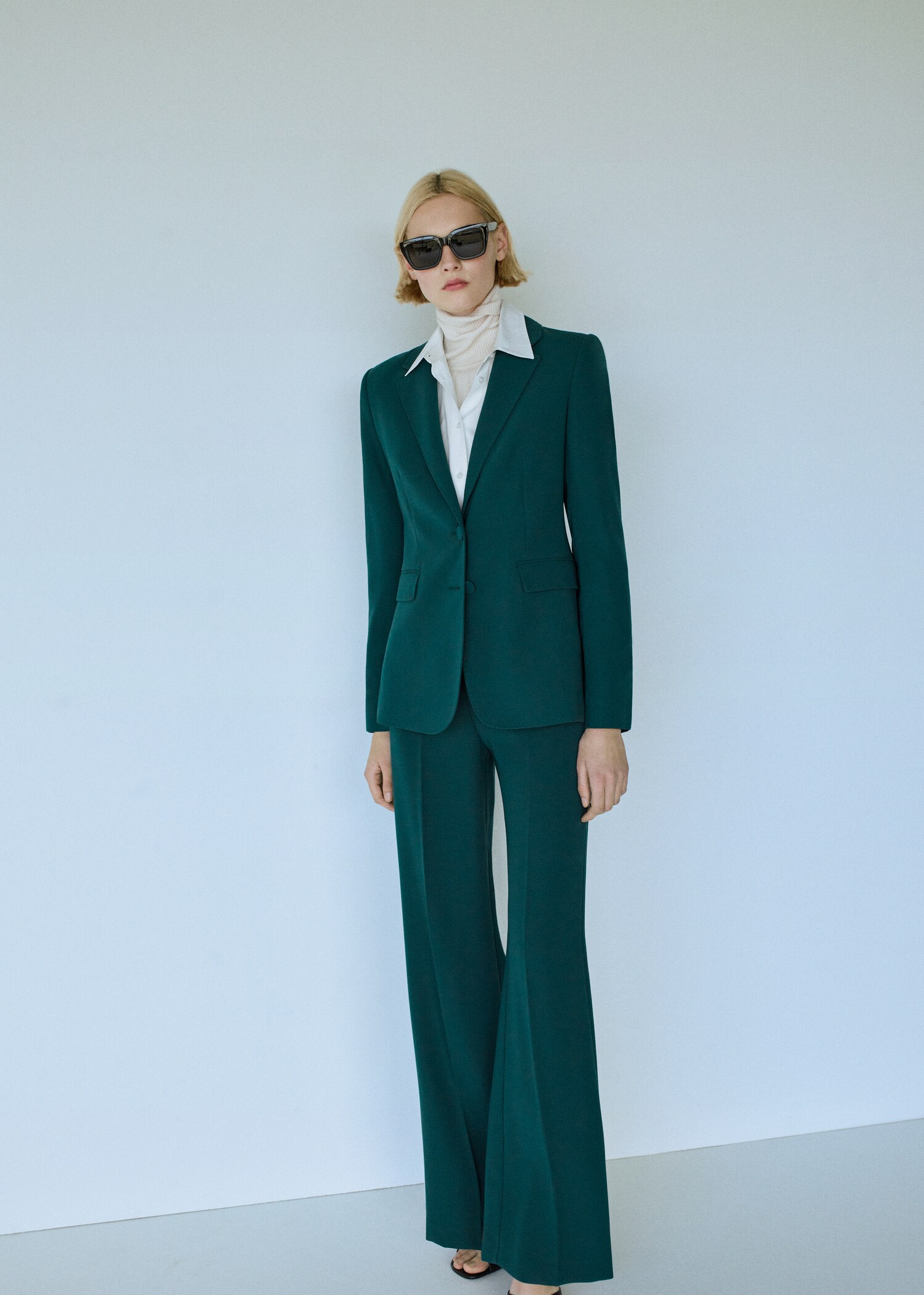 Wideleg suit trousers - Details of the article 6