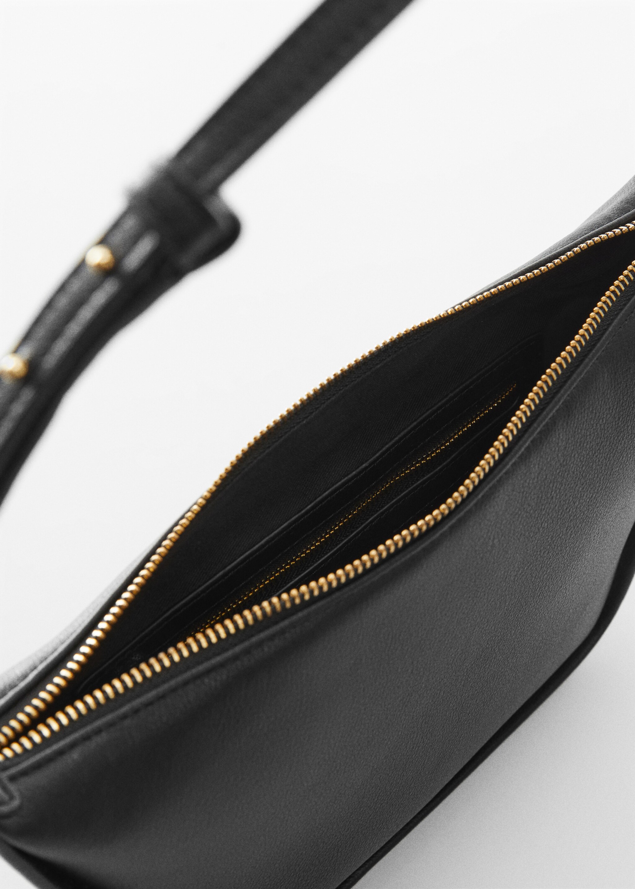 Schultertasche mit Schnalle - Detail des Artikels 2