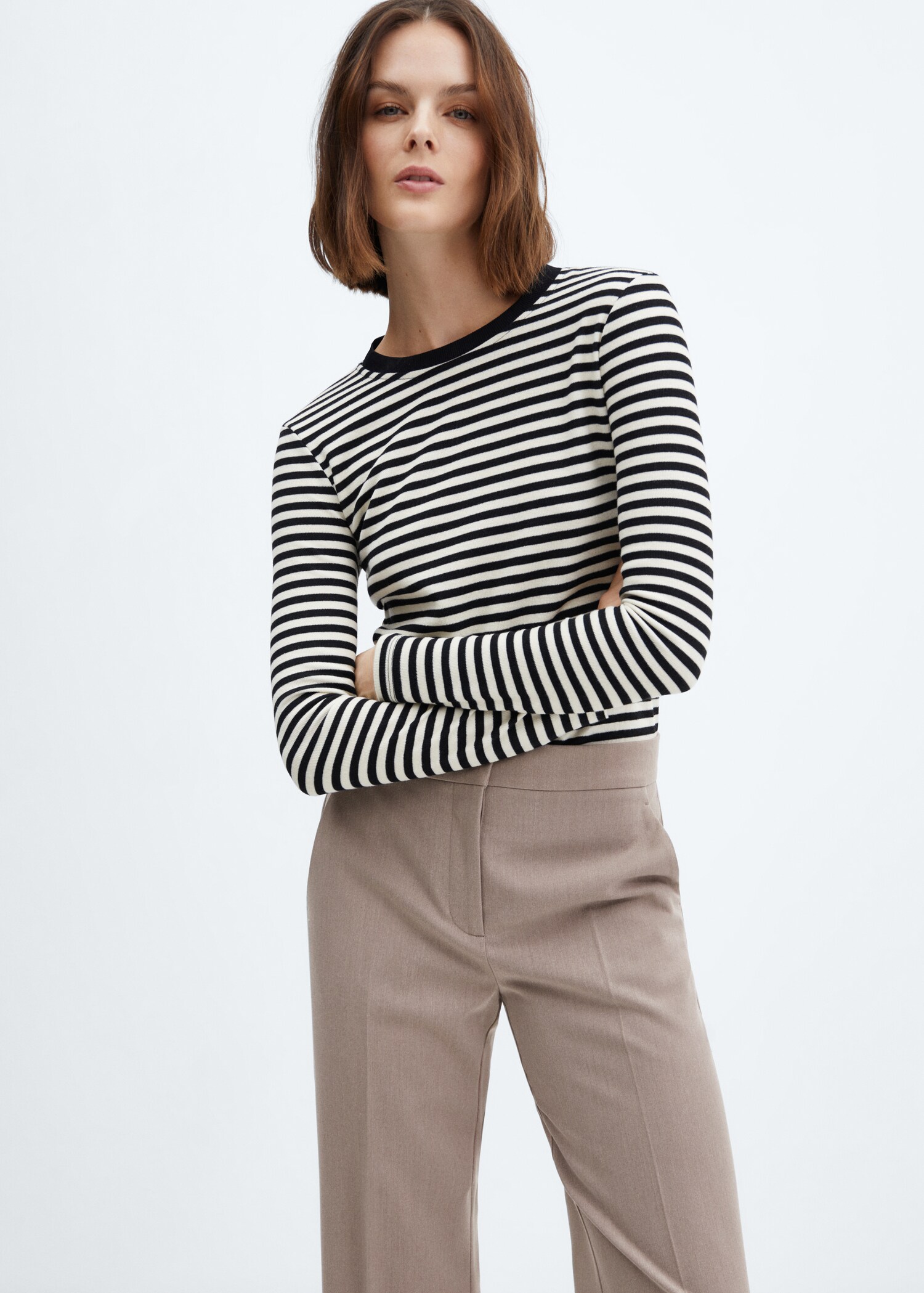 Mid-rise wideleg trousers - Details of the article 1