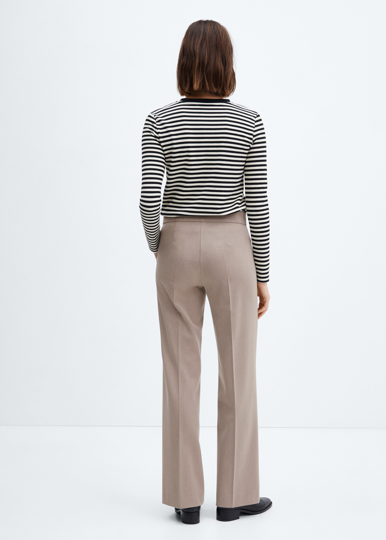 Mid-rise wideleg trousers - Reverse of the article