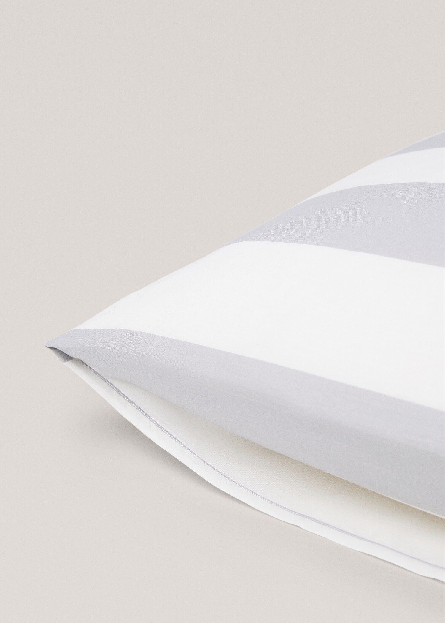 Striped cotton pillowcase 60x60cm (Pack of 2) - Details of the article 3