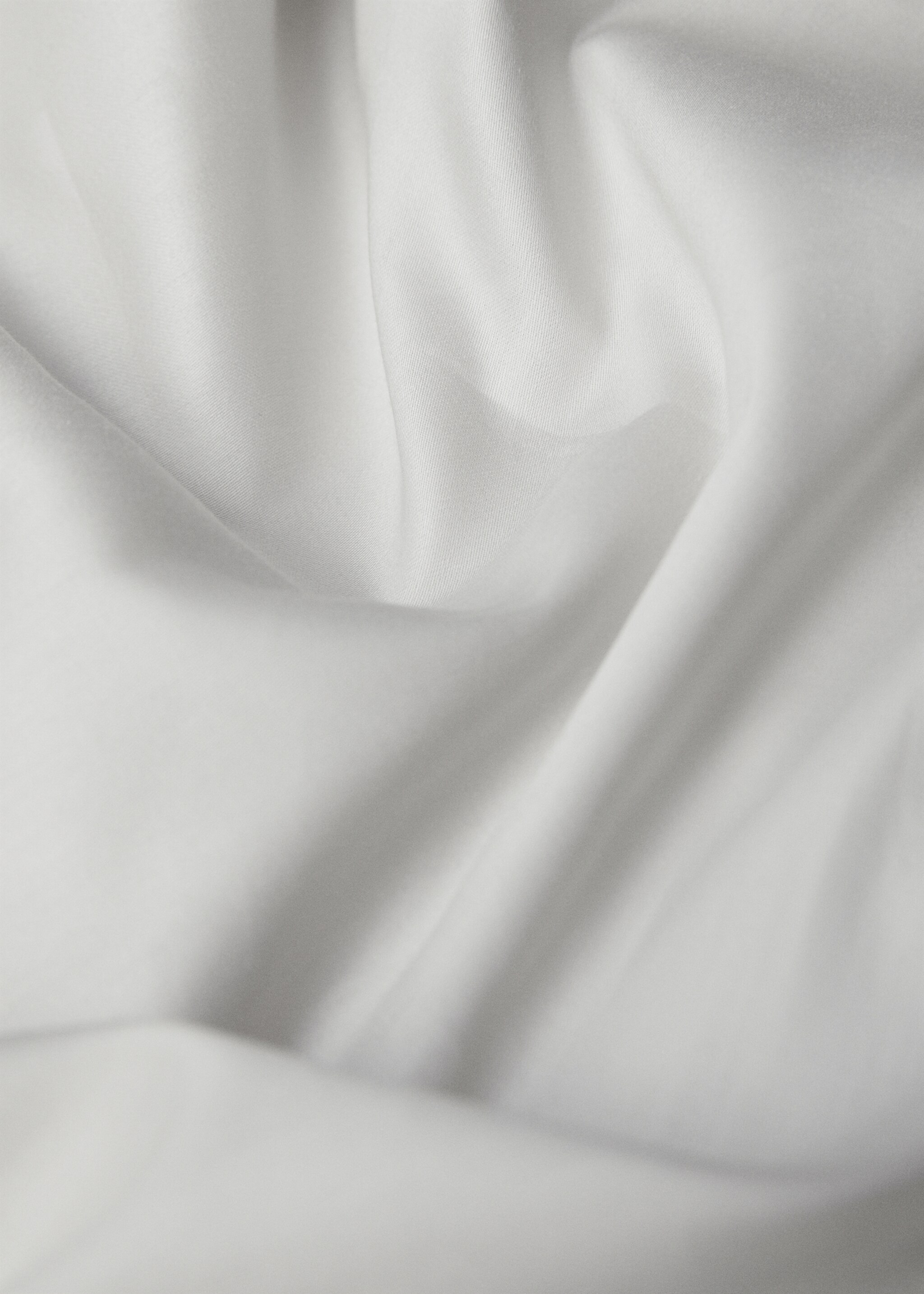 Satin fitted sheet for superking bed - Details of the article 1, Grey. Ref: 67024056-00.