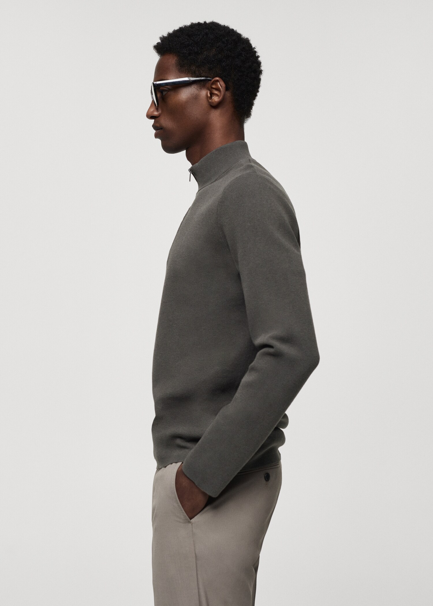 Perkins-neck sweater with zip - Details of the article 2