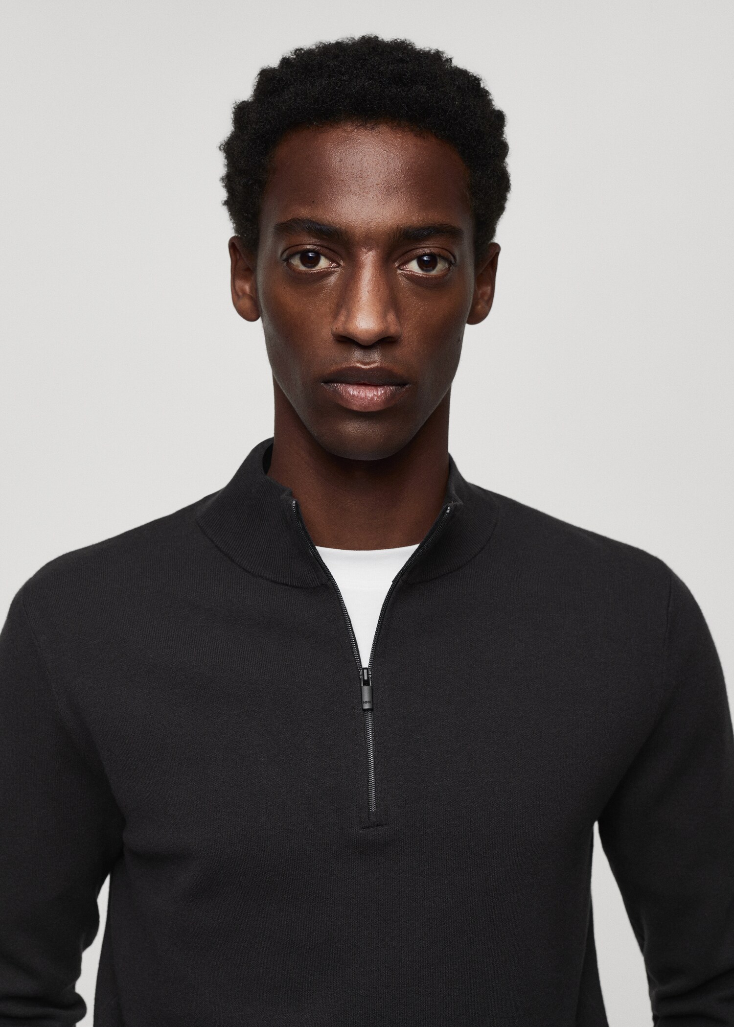 Perkins-neck sweater with zip - Details of the article 1