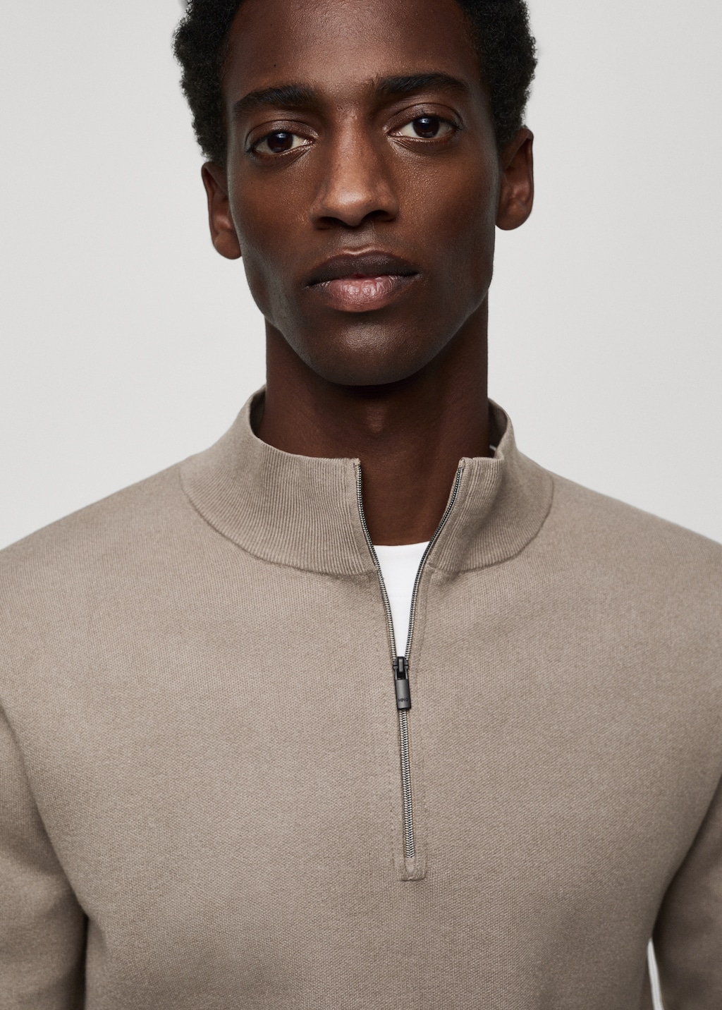 Zipped high collar sweater Men MANGO OUTLET Czech Republic