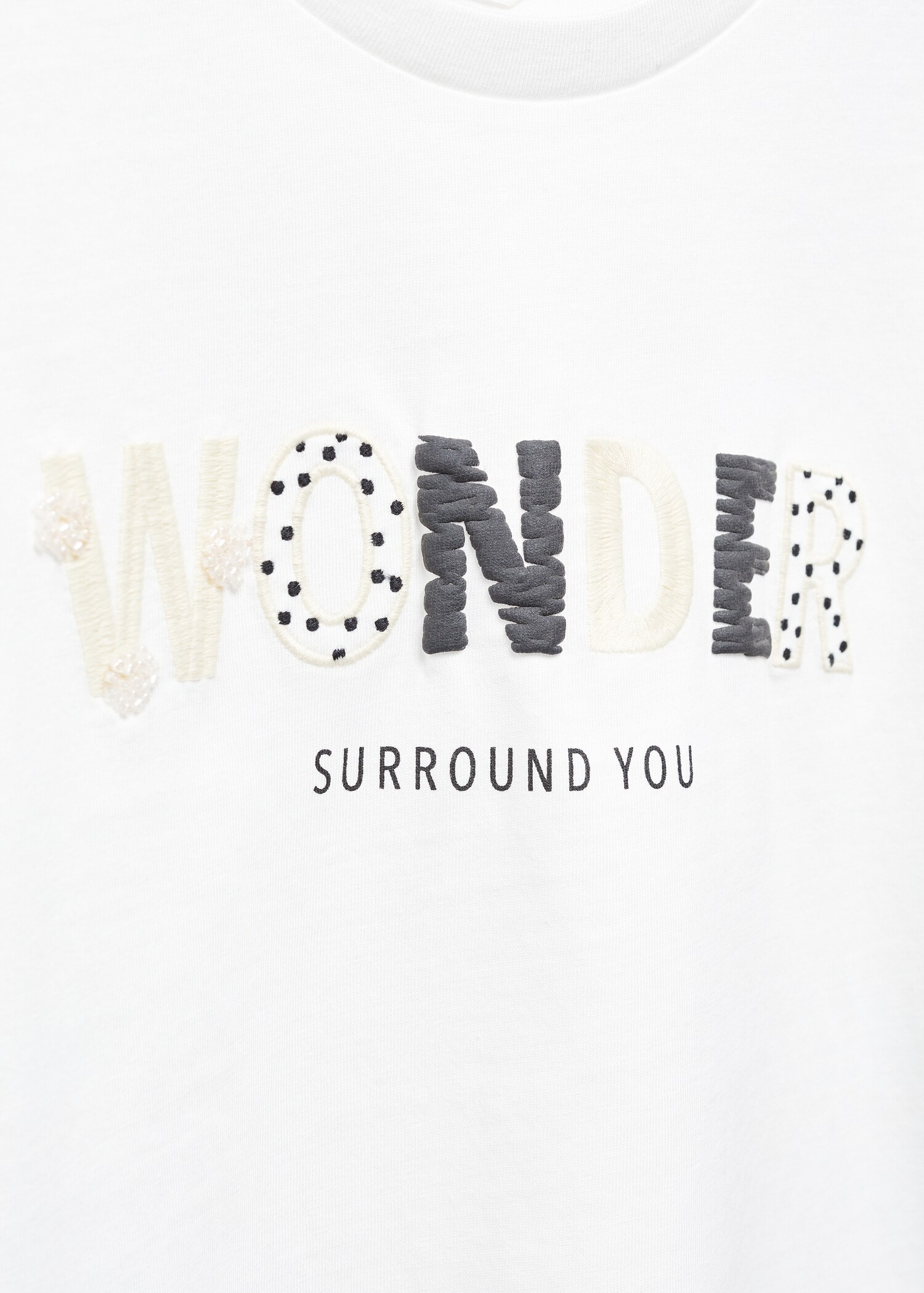 T-shirt med broderat budskap - Detaljer om artikeln 8