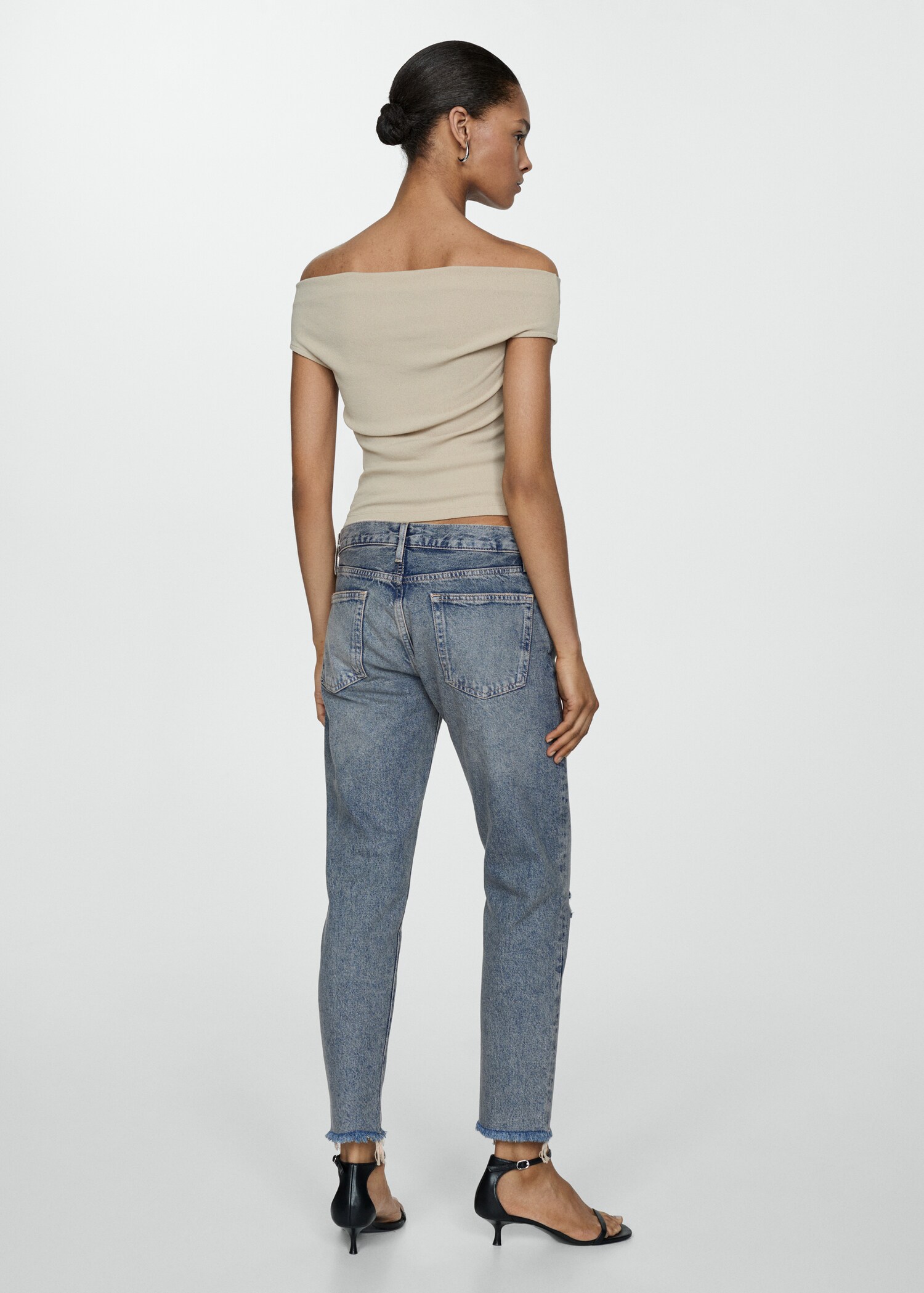Jeans girlfriend låg midja revor - Artikelns baksida